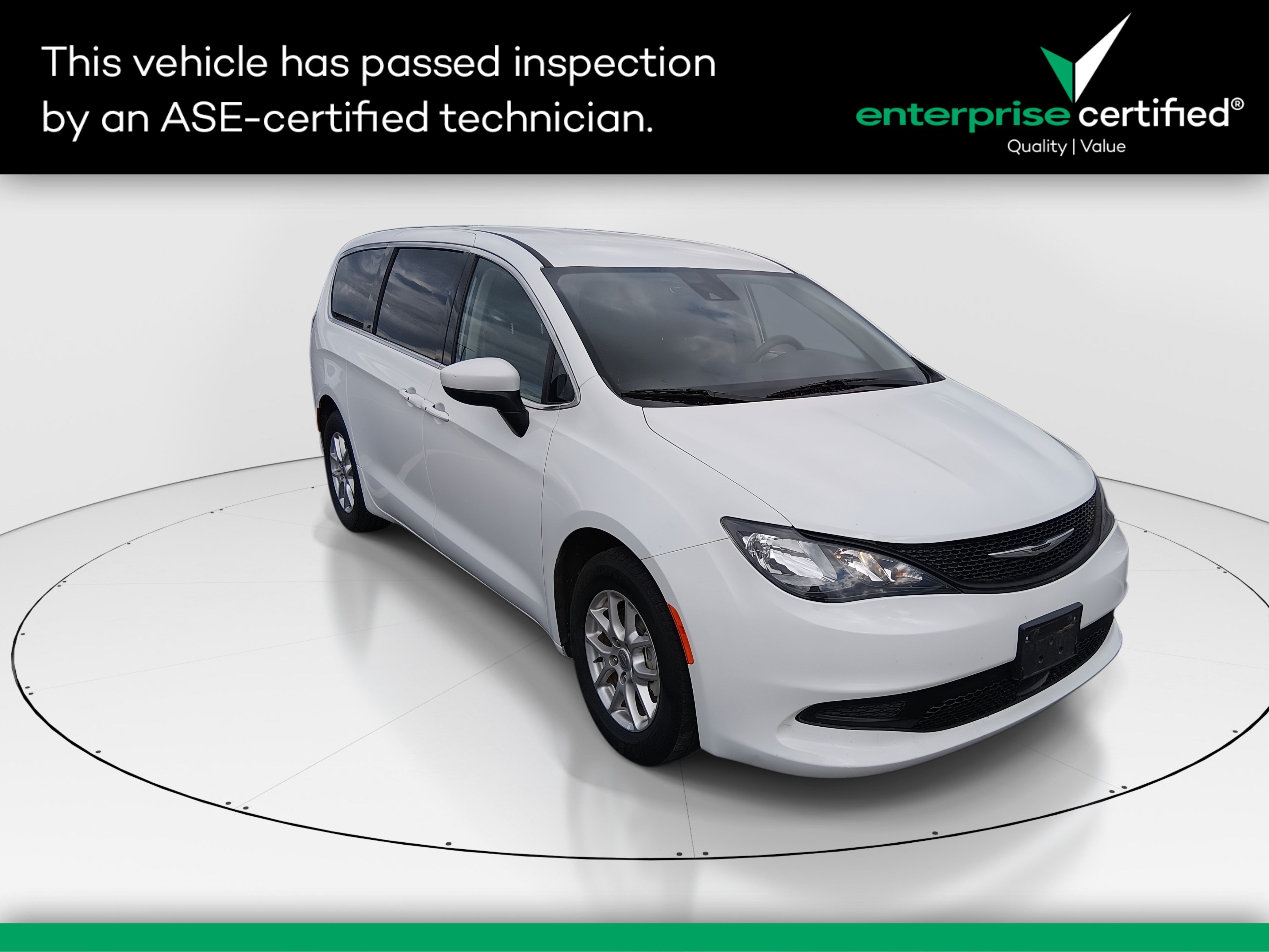 2023 Chrysler Voyager LX