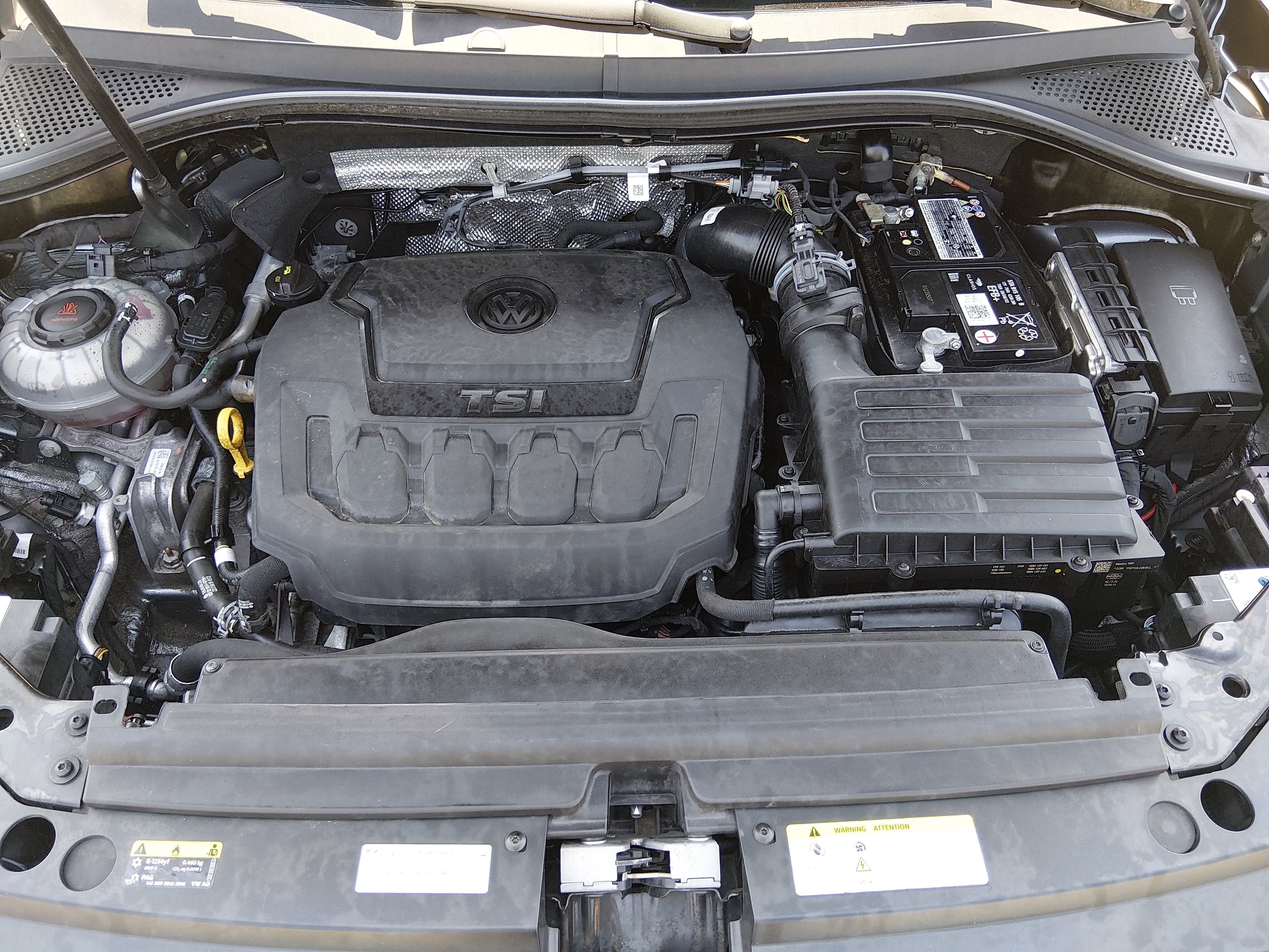 2023 Volkswagen Tiguan SE - Photo 9