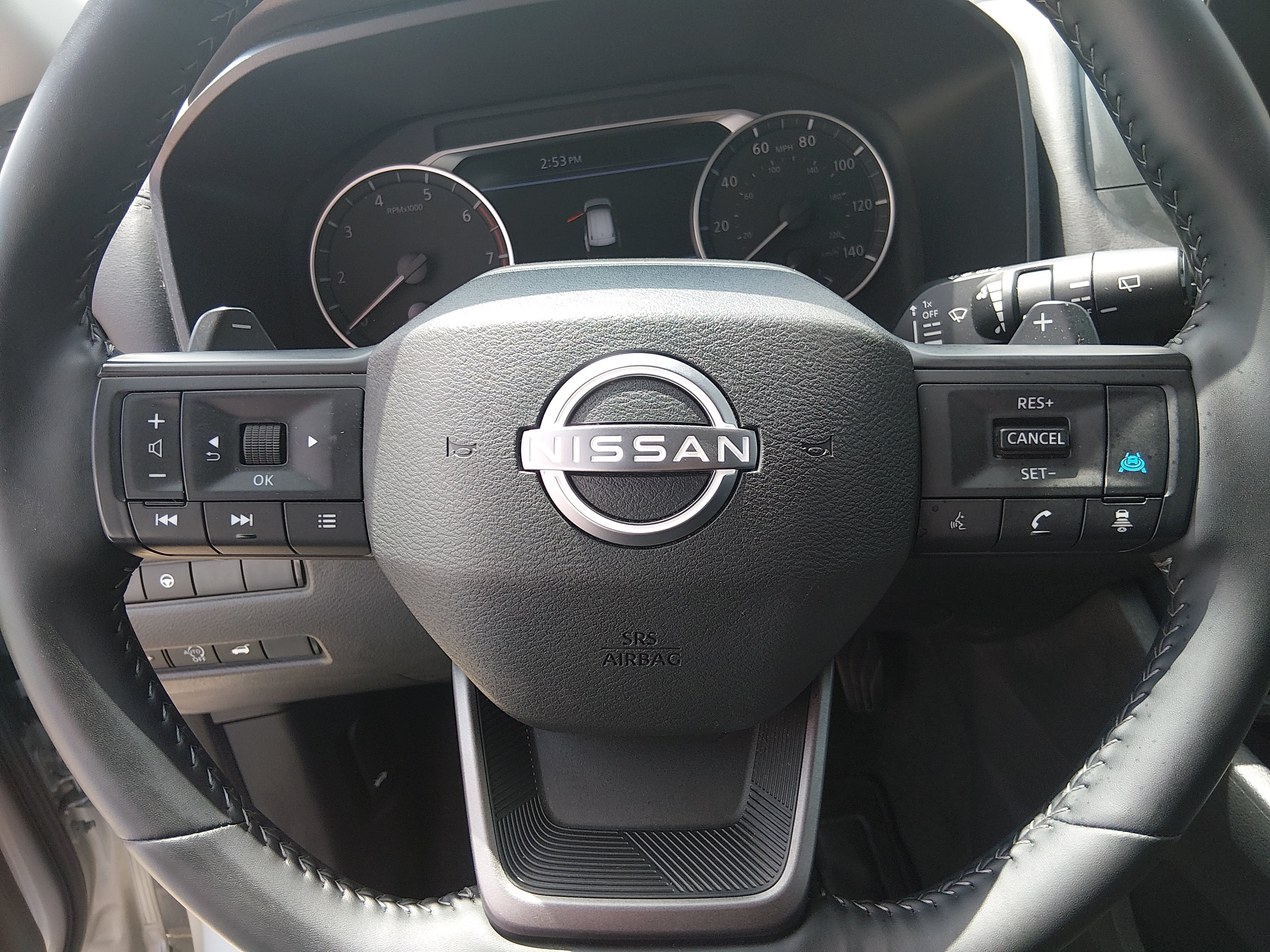 2025 Nissan Rogue SV - Photo 12
