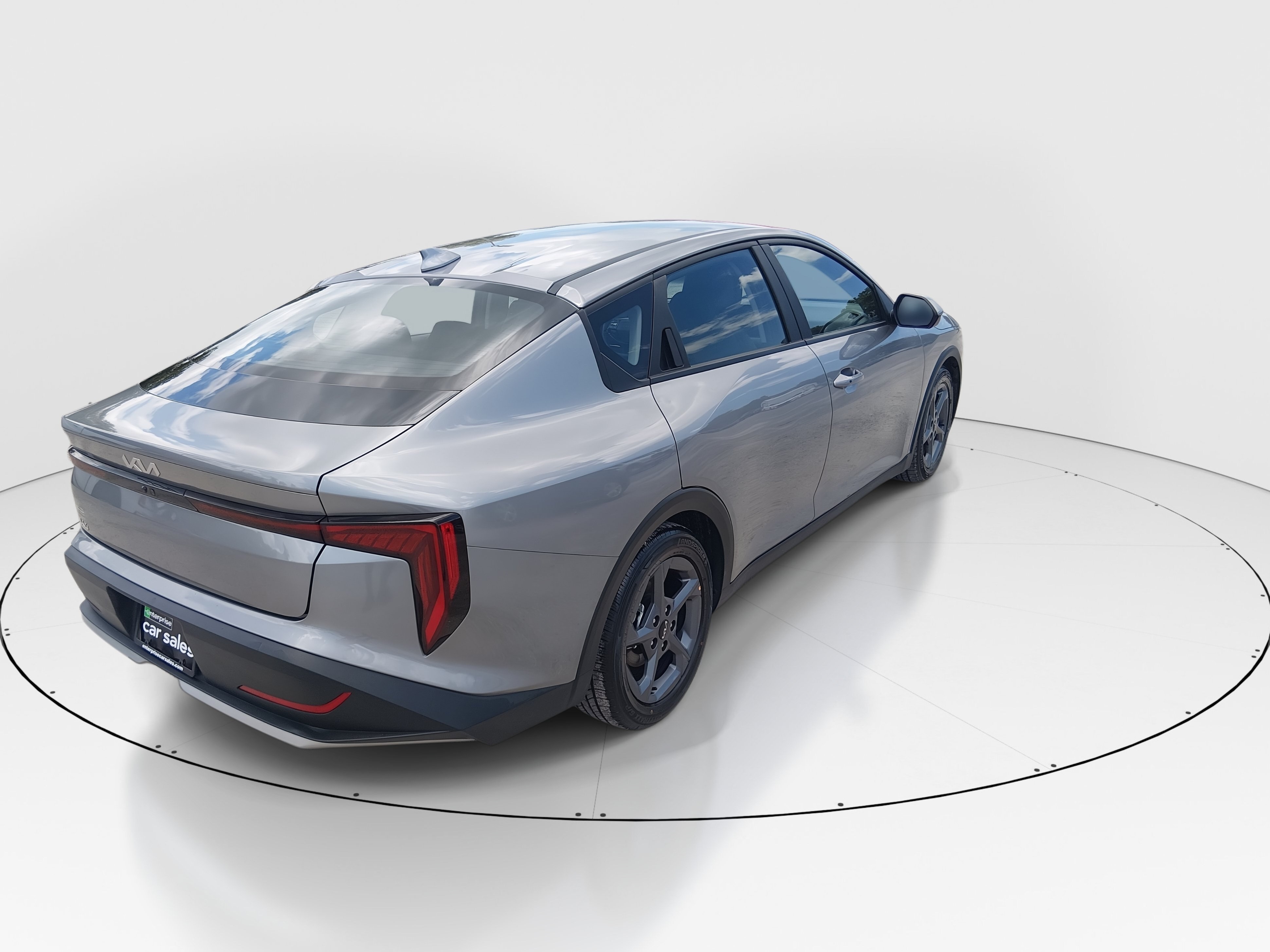 2025 Kia K4 LXS - Photo 7