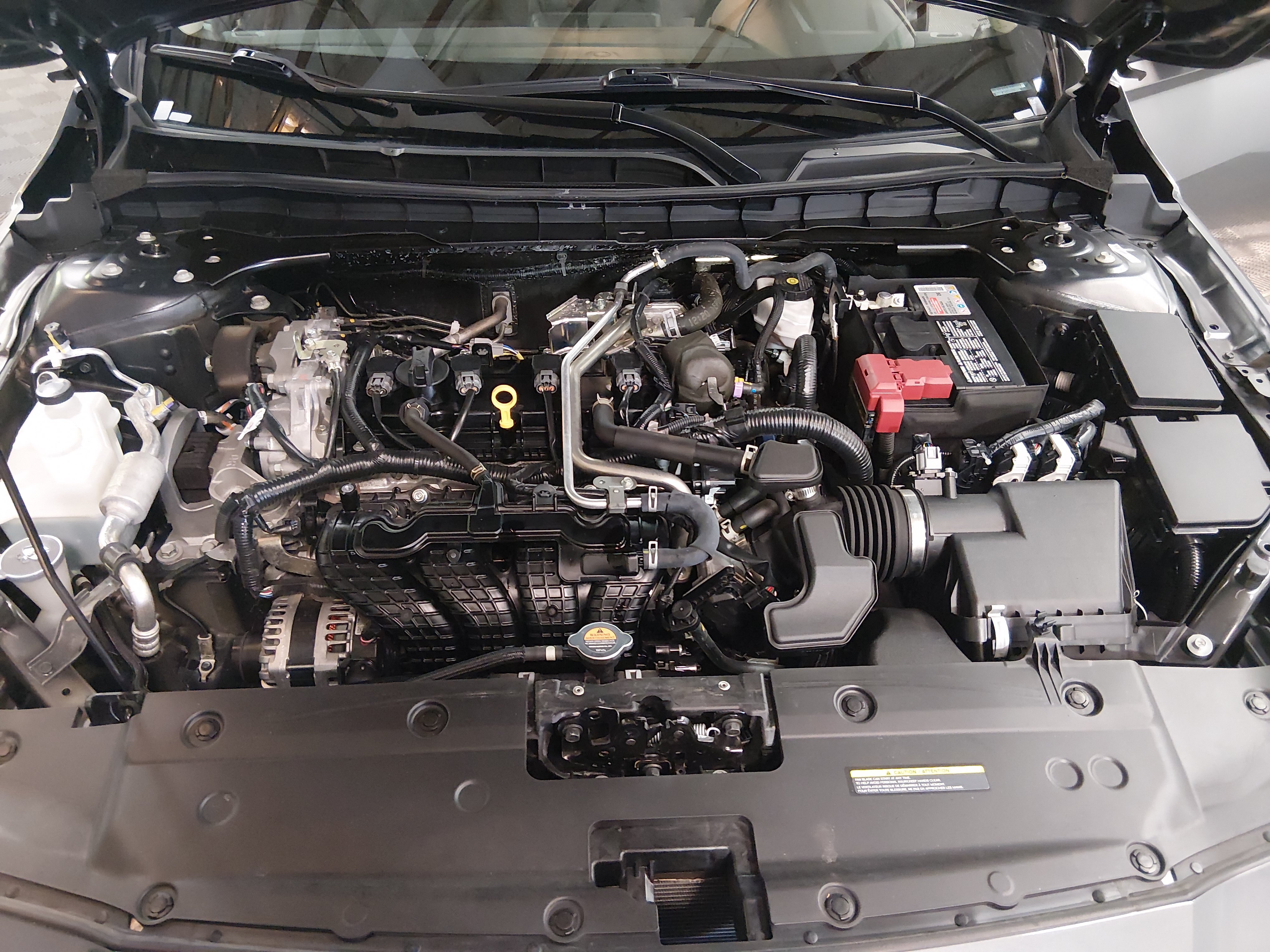 2025 Nissan Altima SV - Photo 9