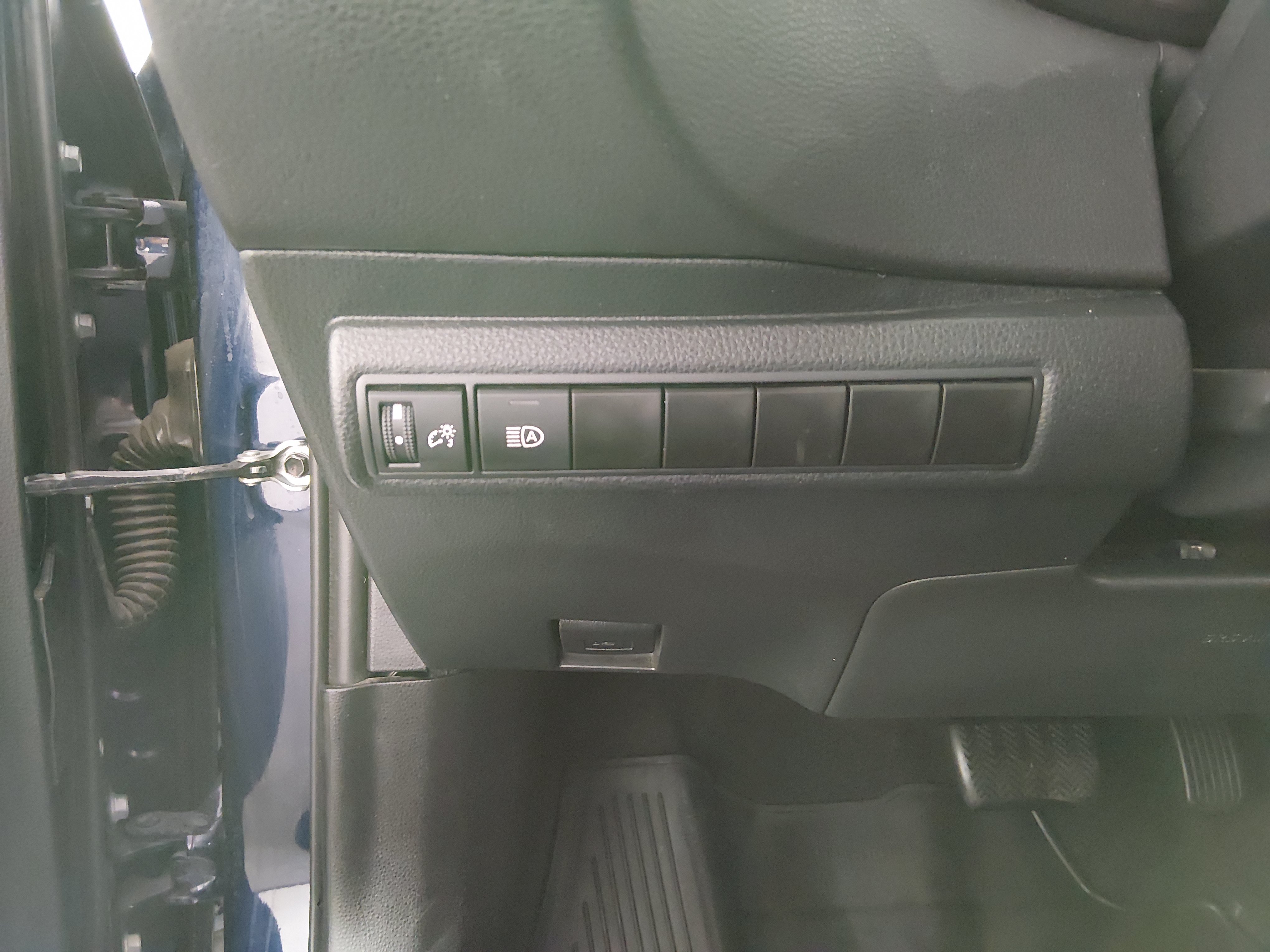 2024 Toyota Corolla XSE - Photo 13