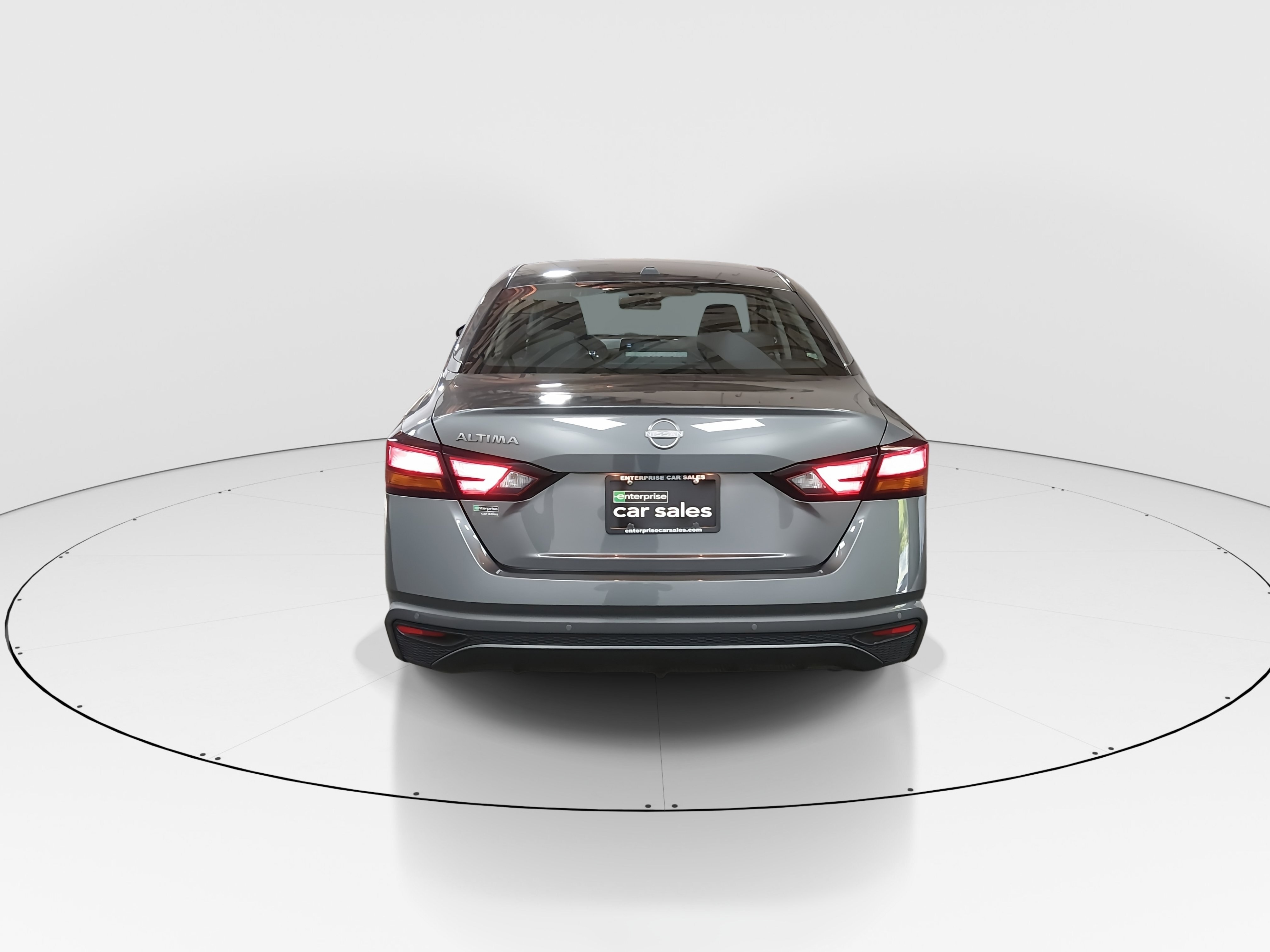 2025 Nissan Altima SV - Photo 6