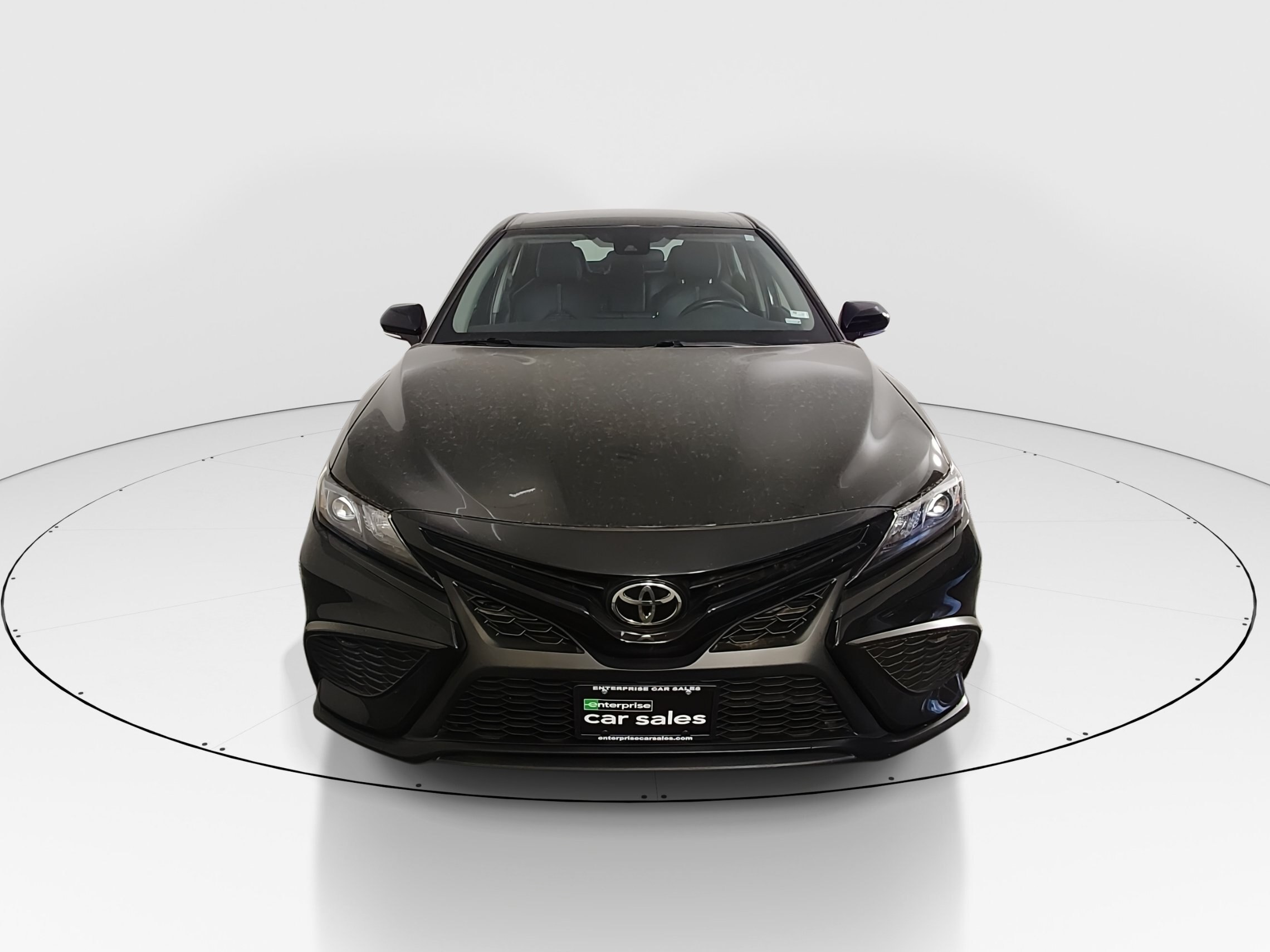 2024 Toyota Camry SE Auto 2
