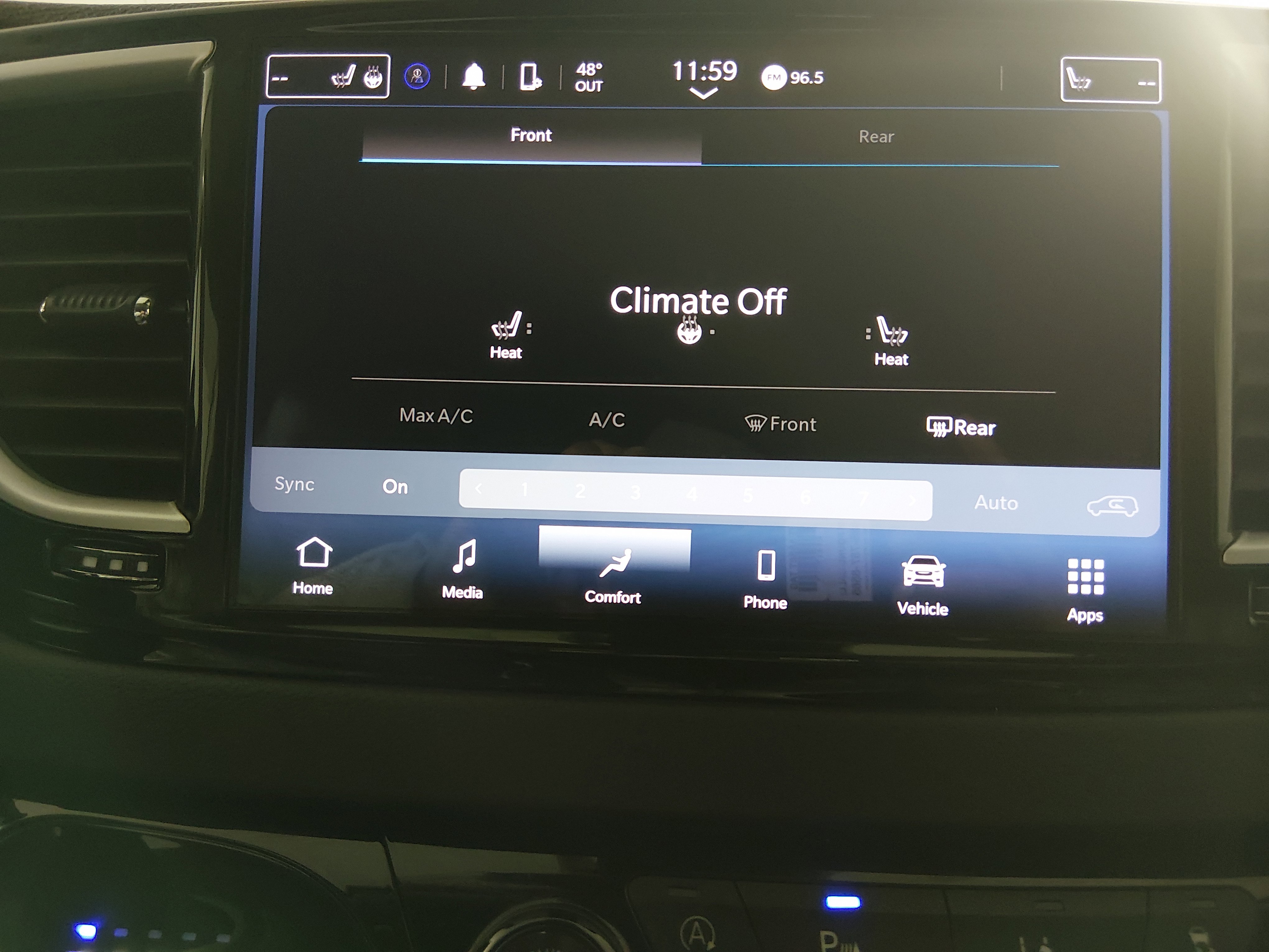 2023 Chrysler Pacifica Touring L - Photo 18