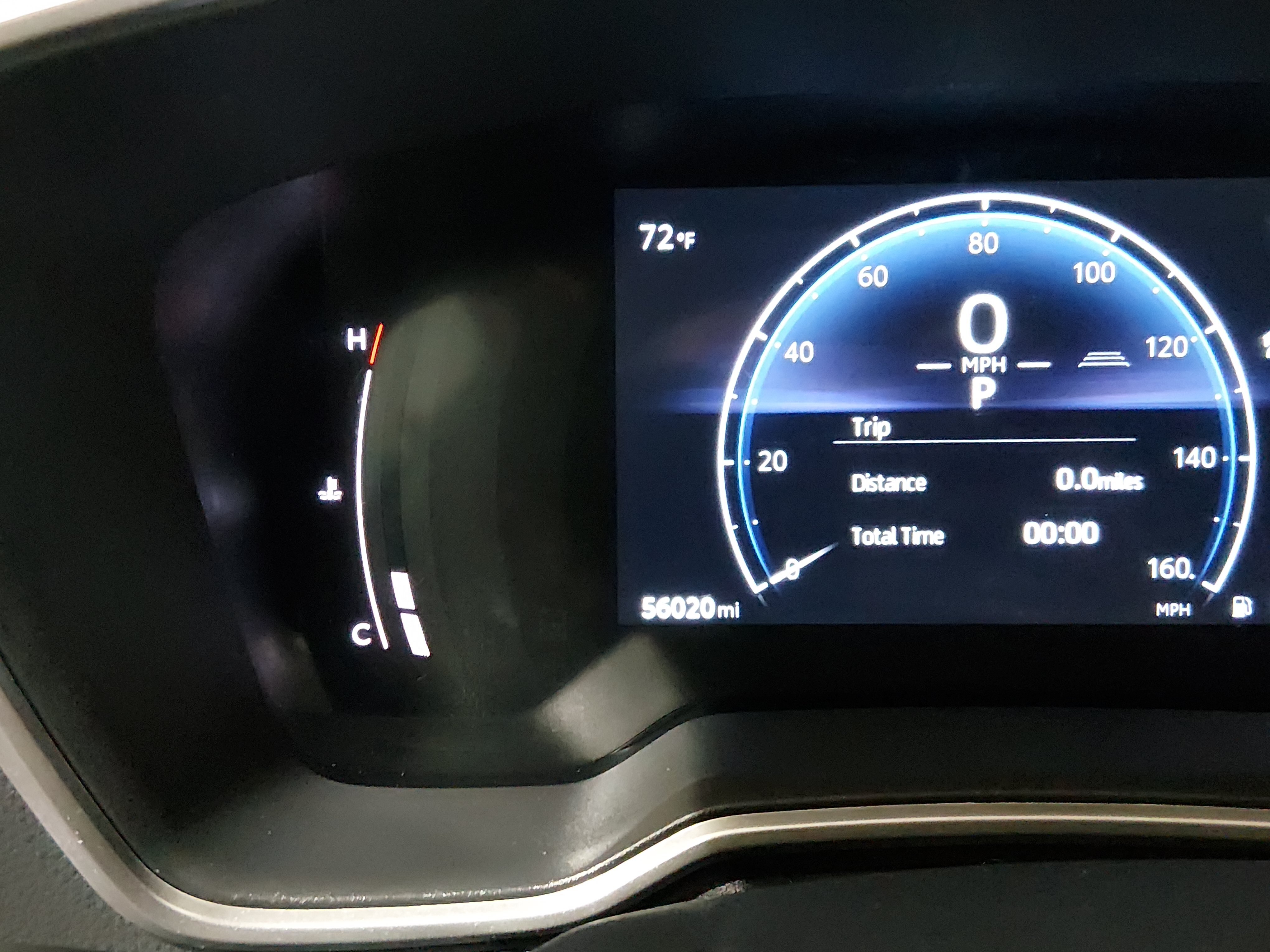 2024 Toyota Corolla Cross XLE - Photo 14