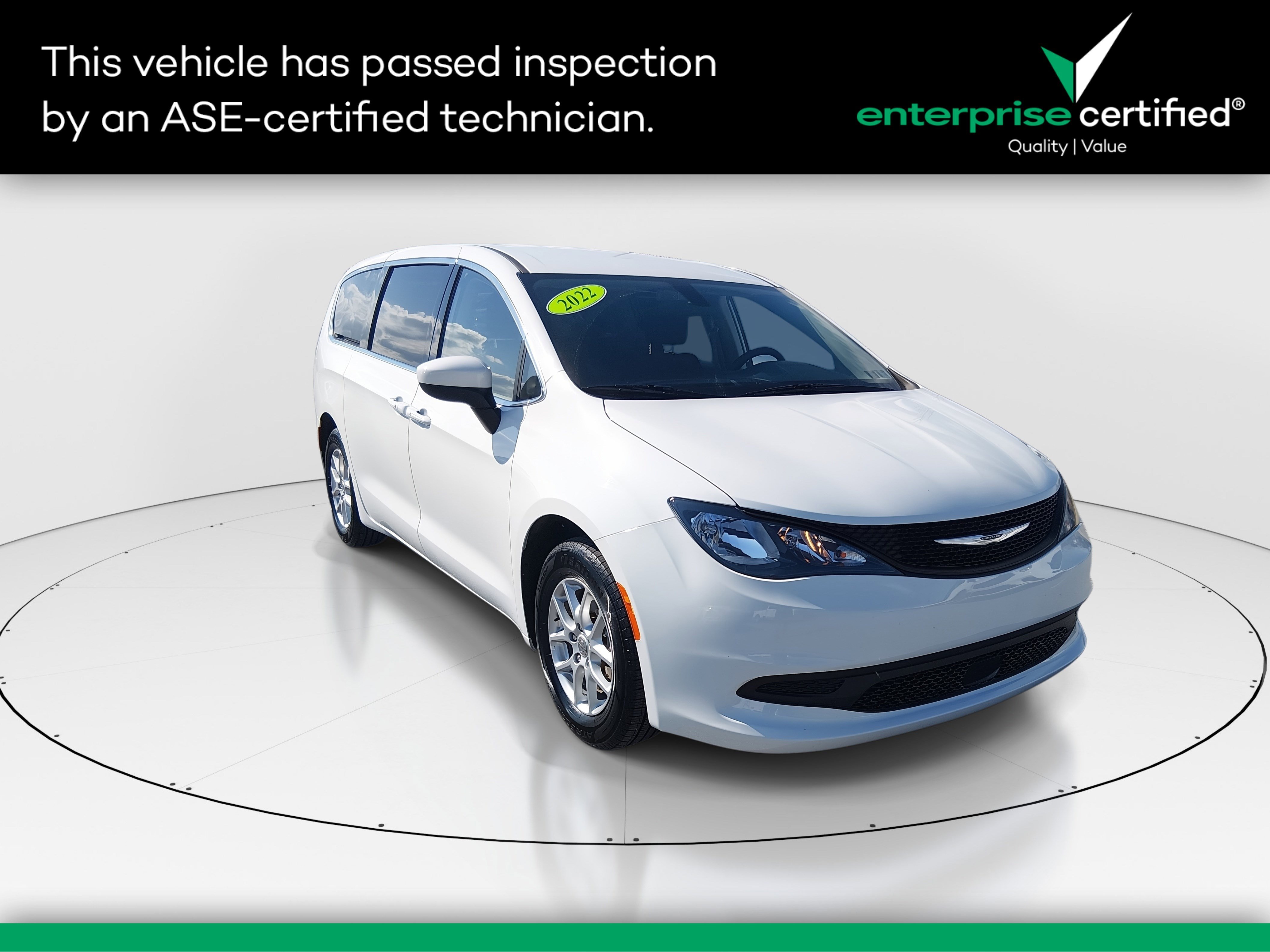 2022 Chrysler Voyager