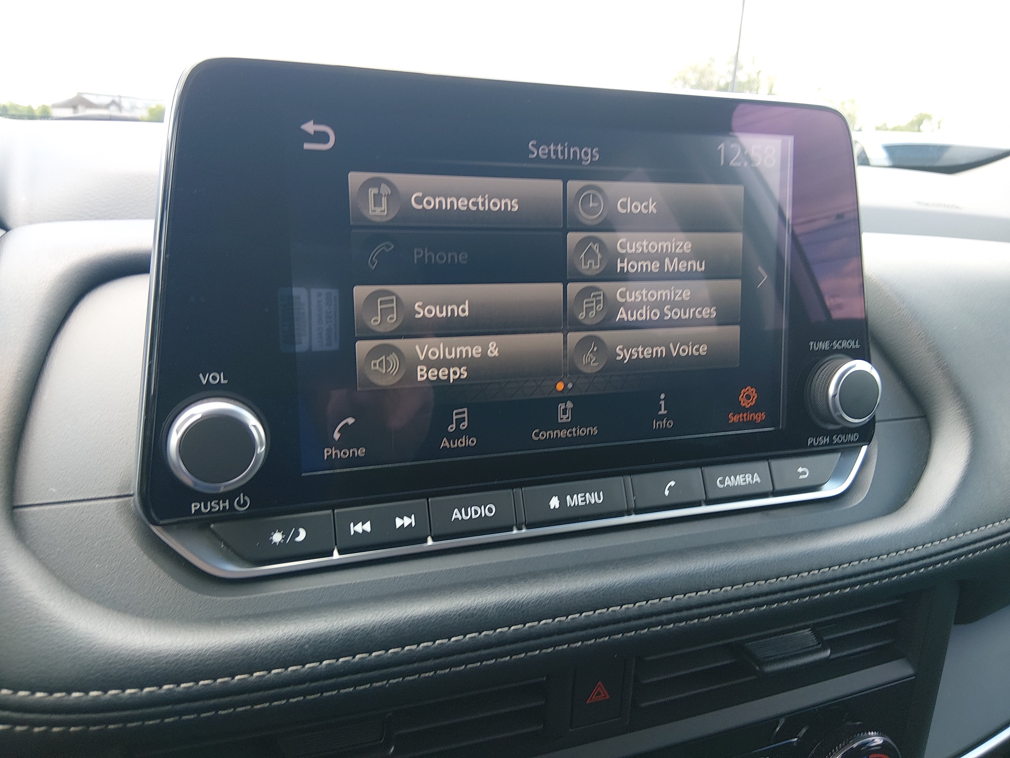 2024 Nissan Rogue S - Photo 17