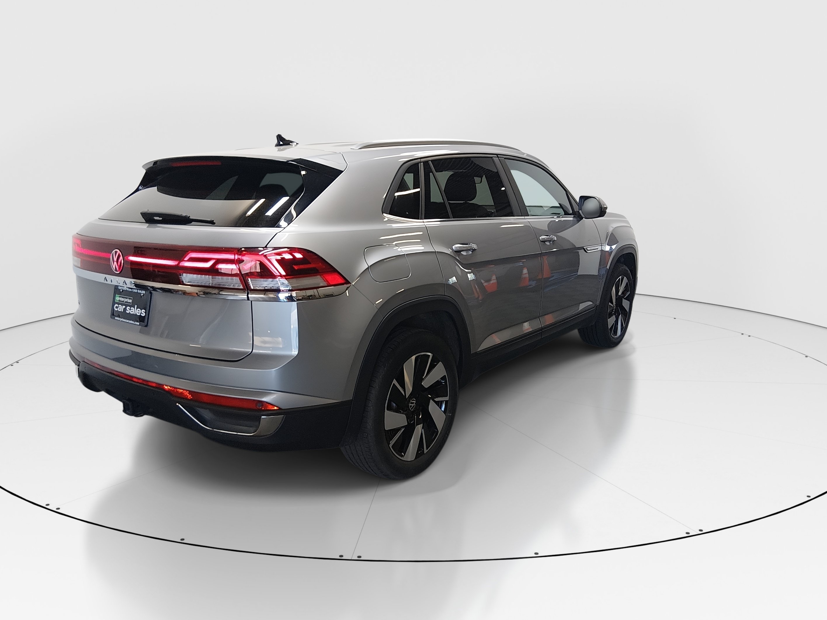 2025 Volkswagen Atlas Cross Sport SE w/Tech - Photo 7