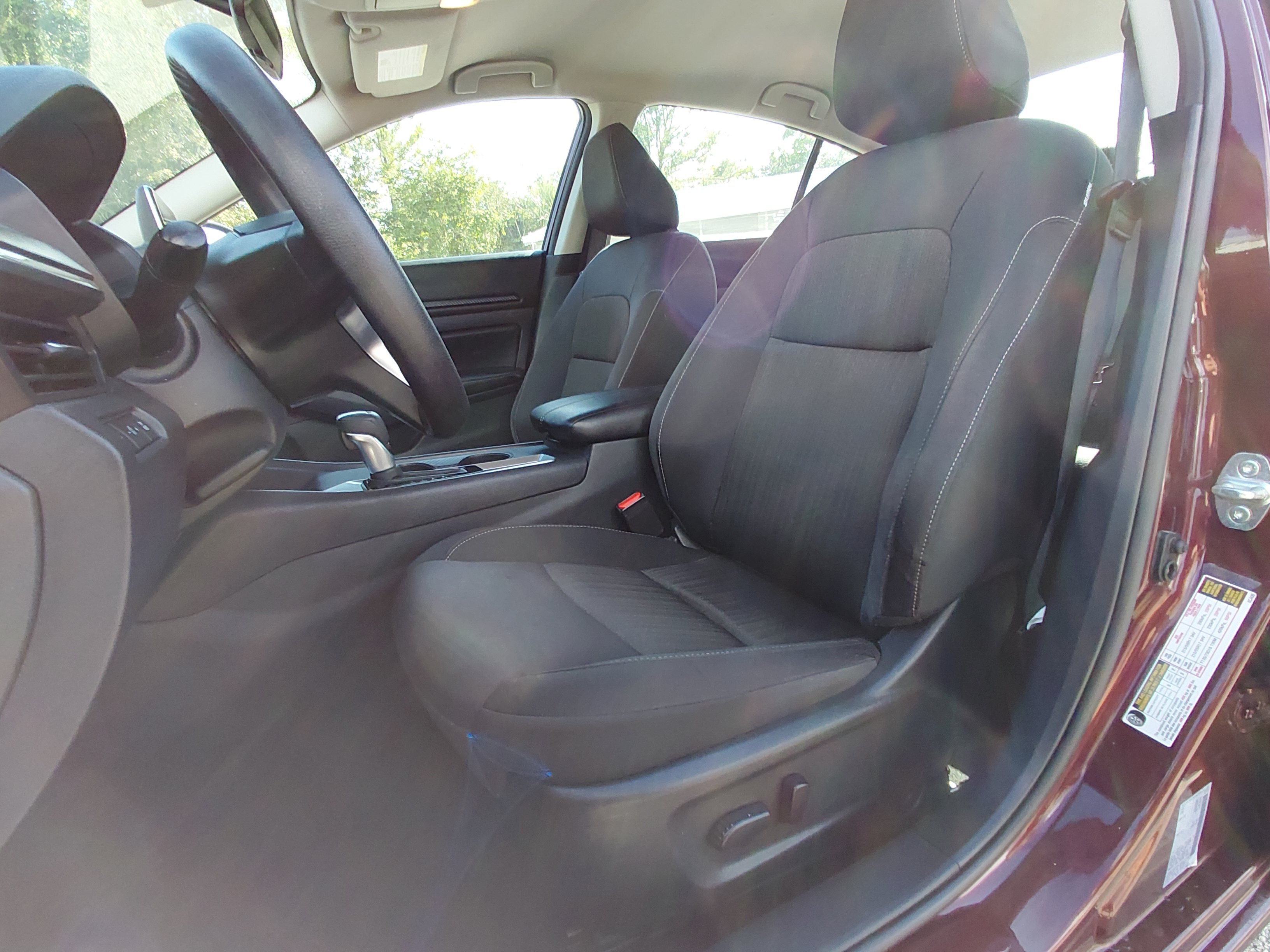 2025 Nissan Altima SV - Photo 17