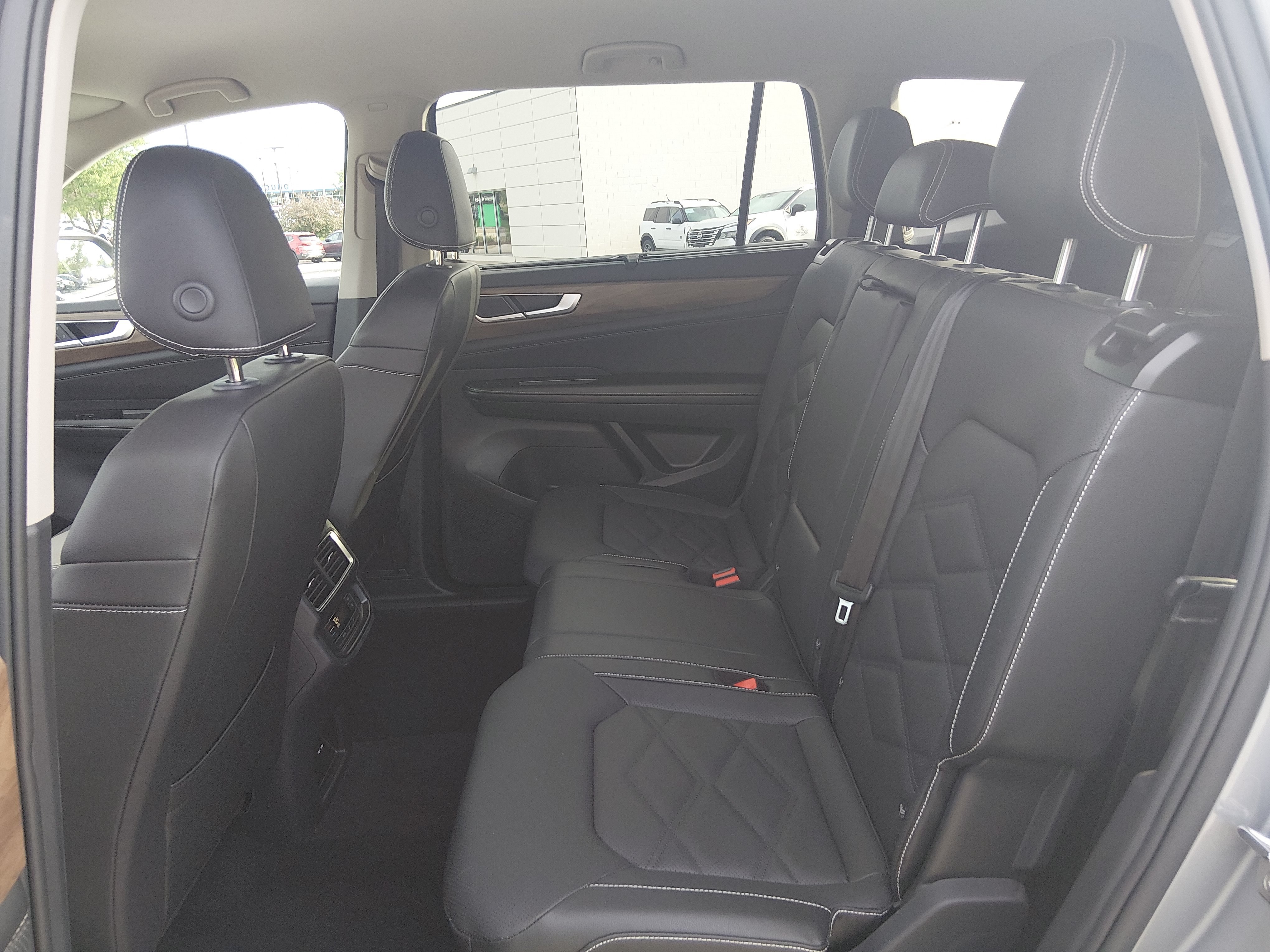 2026 Volkswagen Atlas SE w/Tech - Photo 21