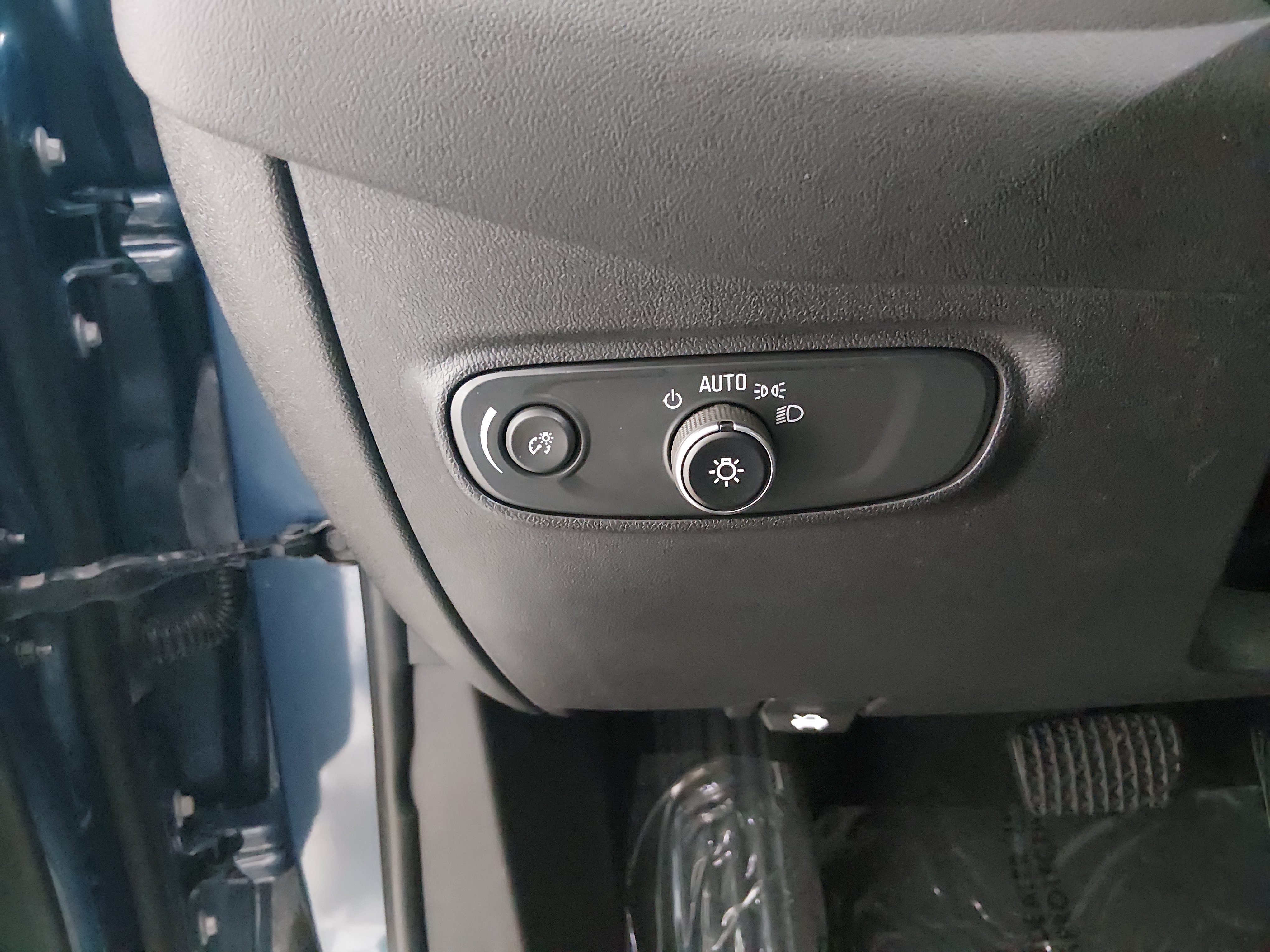 2024 Chevrolet Equinox LT - Photo 13