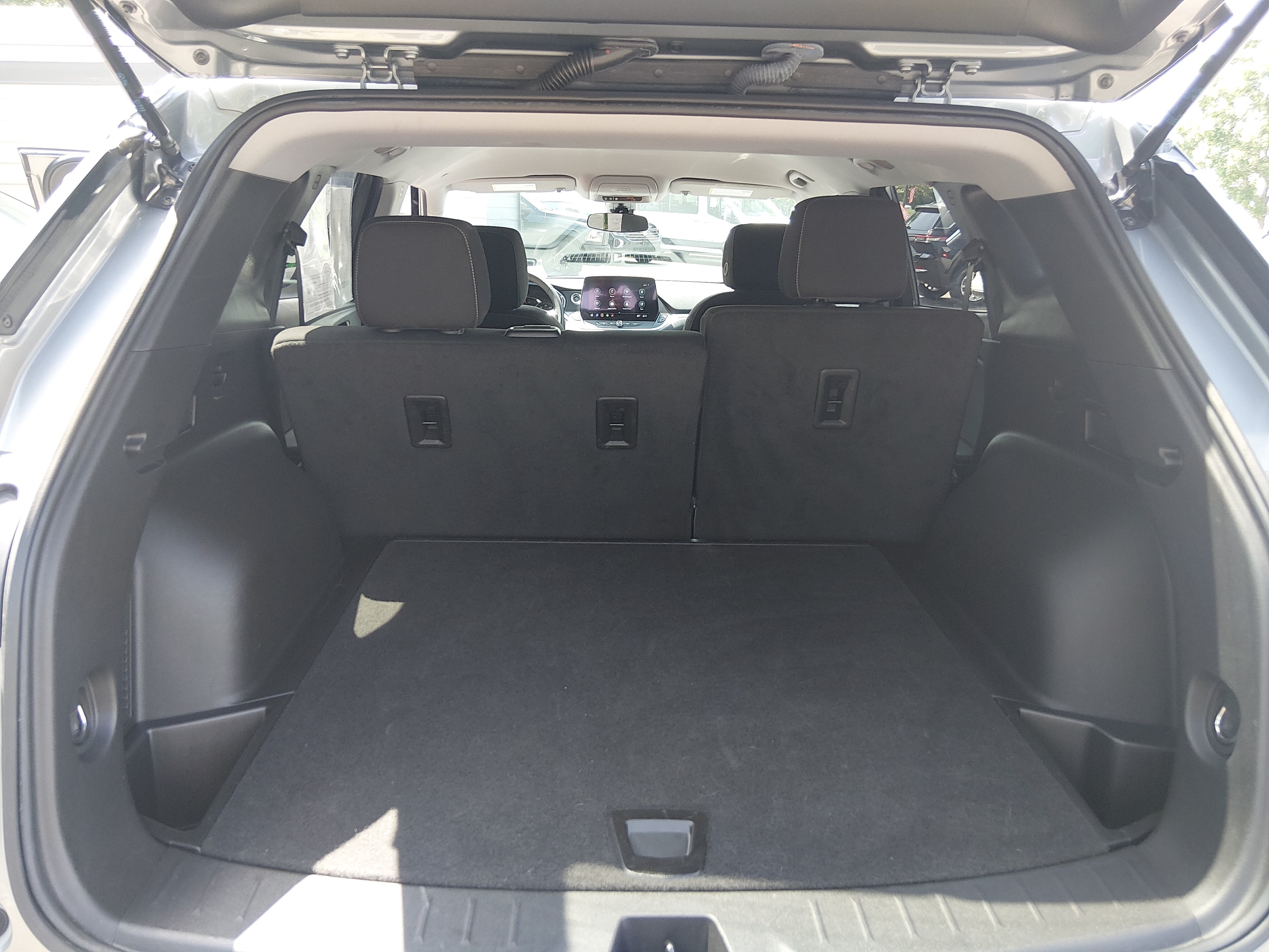 2025 Chevrolet Blazer 2LT - Photo 11