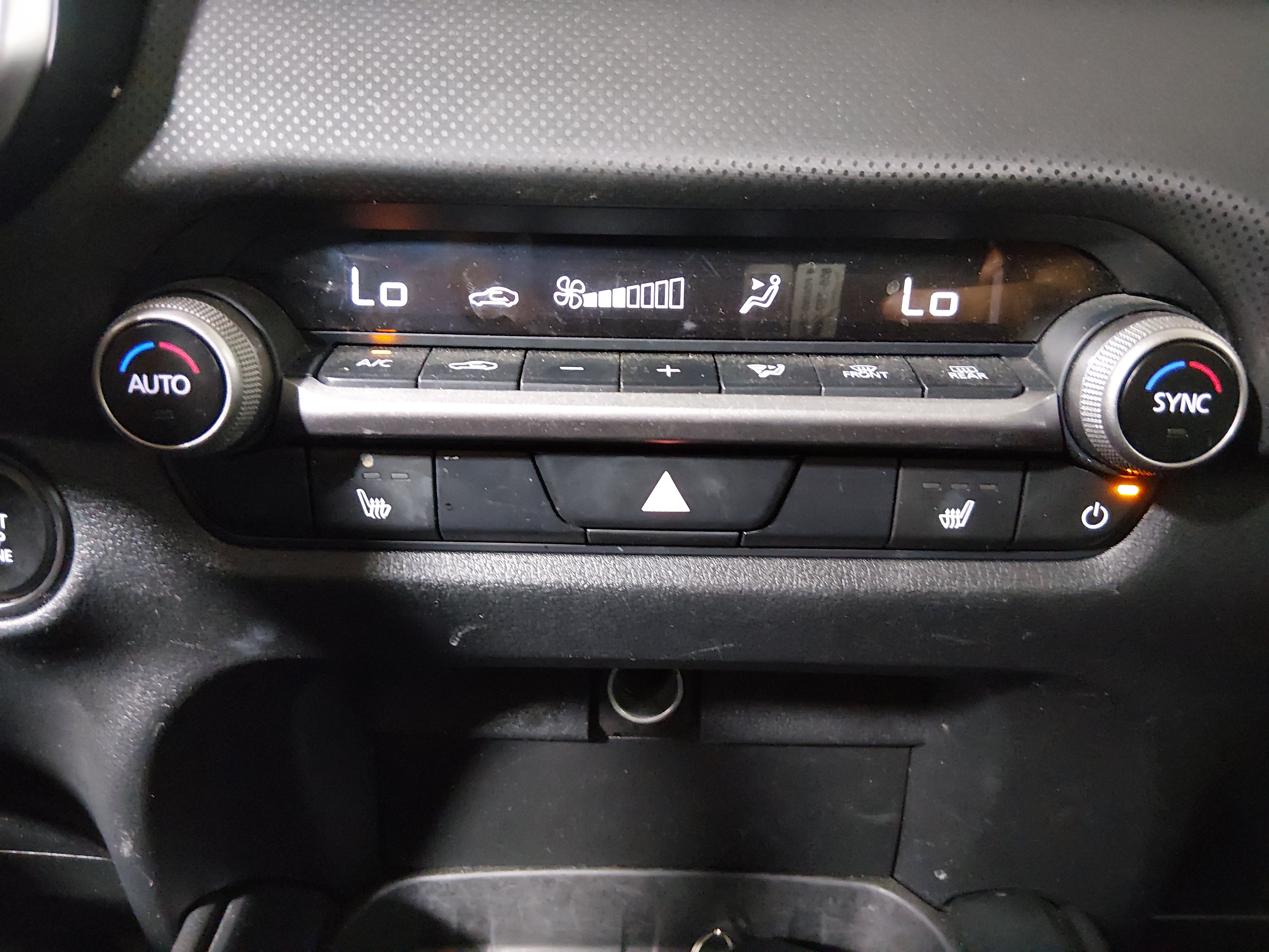 2024 Mazda CX-50 S PREMIUM - Photo 18