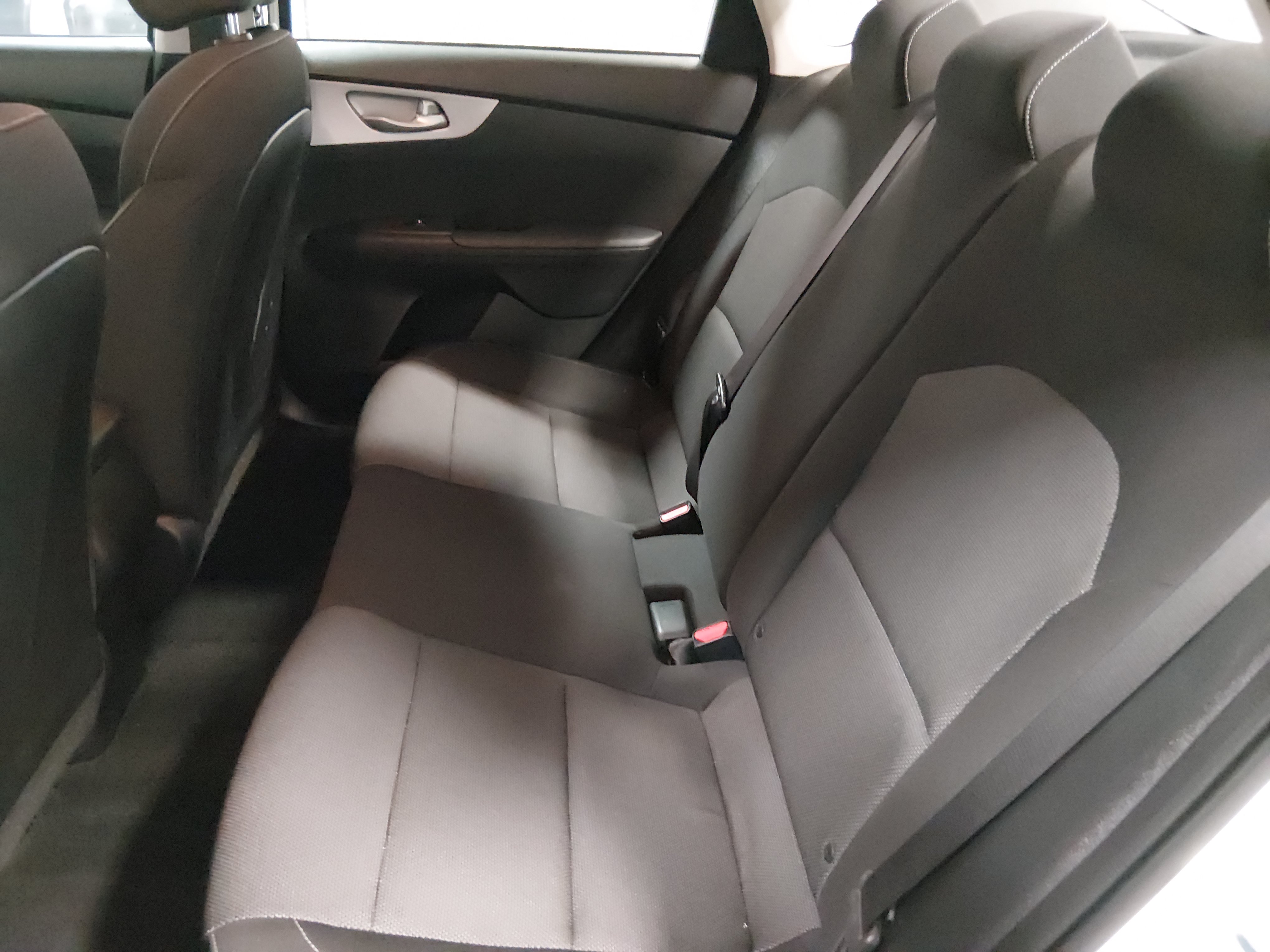 2024 Kia Forte LXS - Photo 23