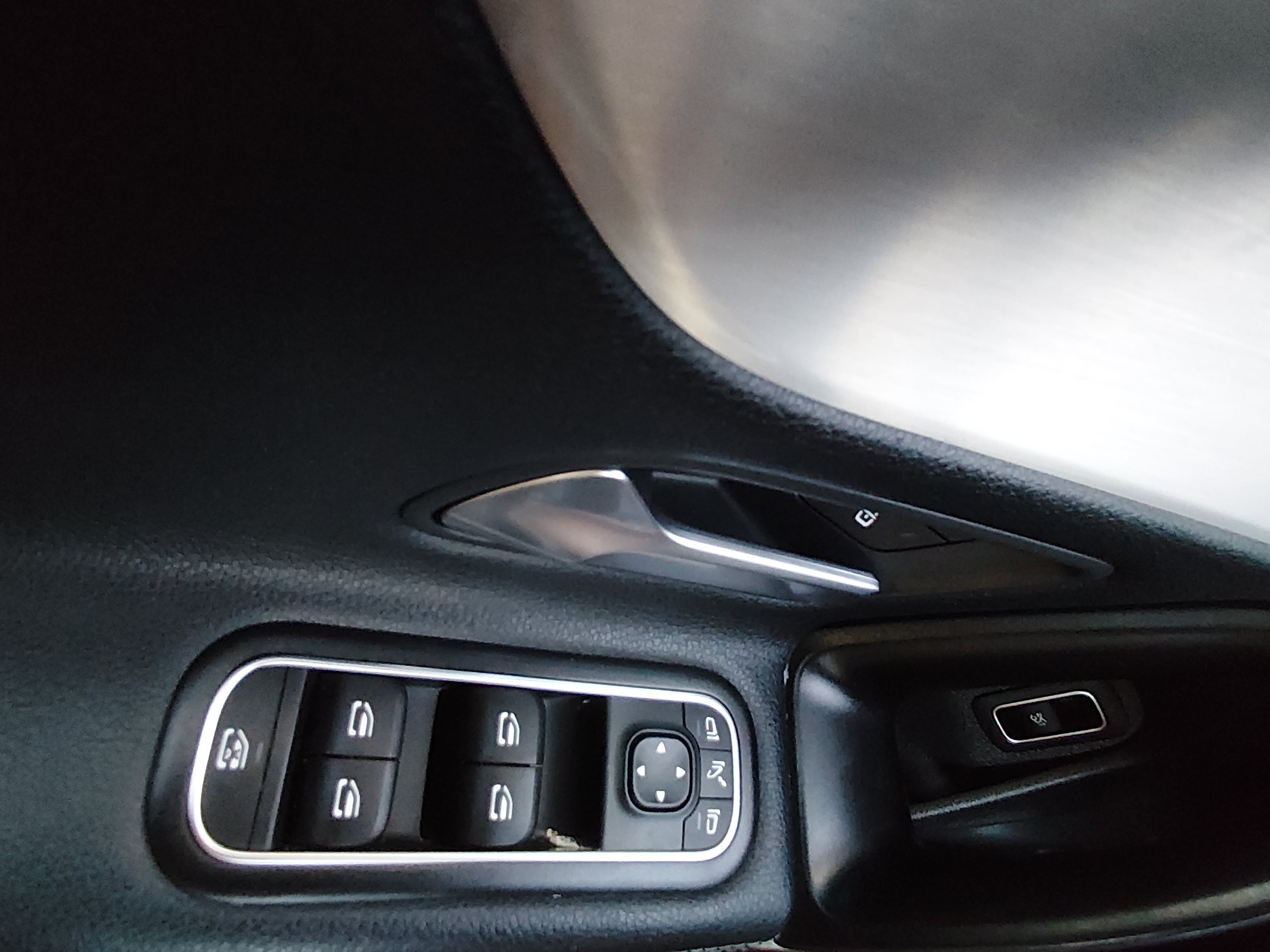 2025 Mercedes-Benz CLA CLA 250 - Photo 13