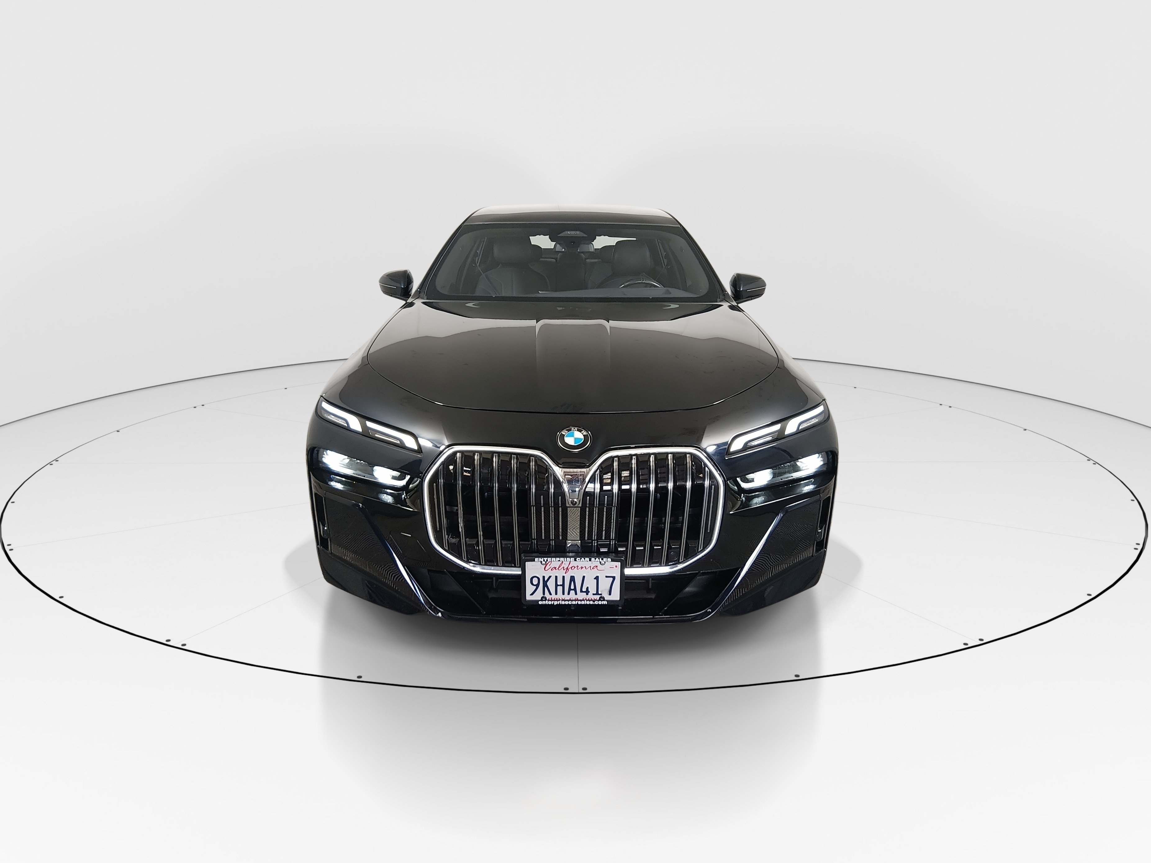 2024 BMW 7 Series 740i - Photo 2