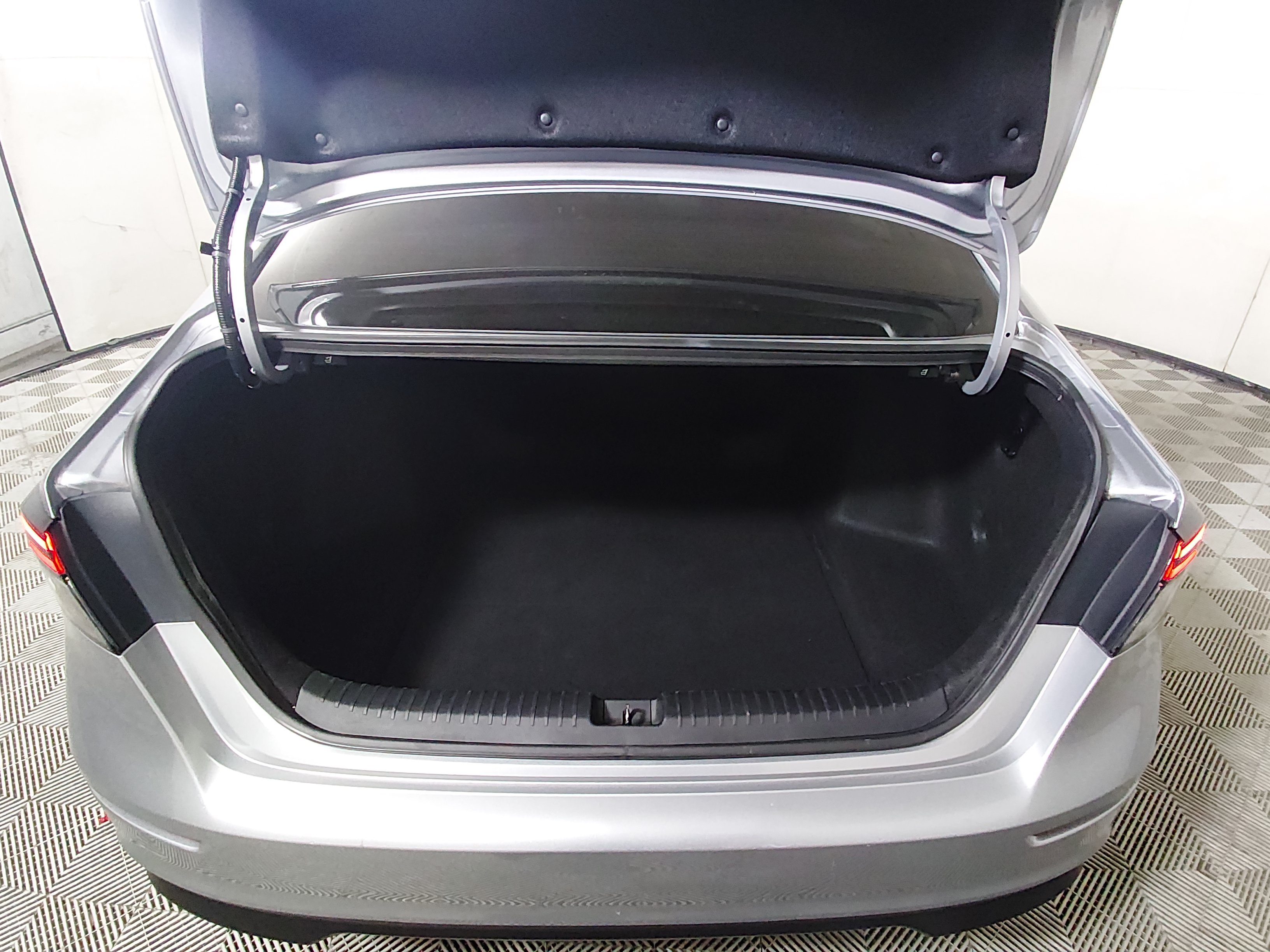 2023 Honda Accord EX - Photo 11