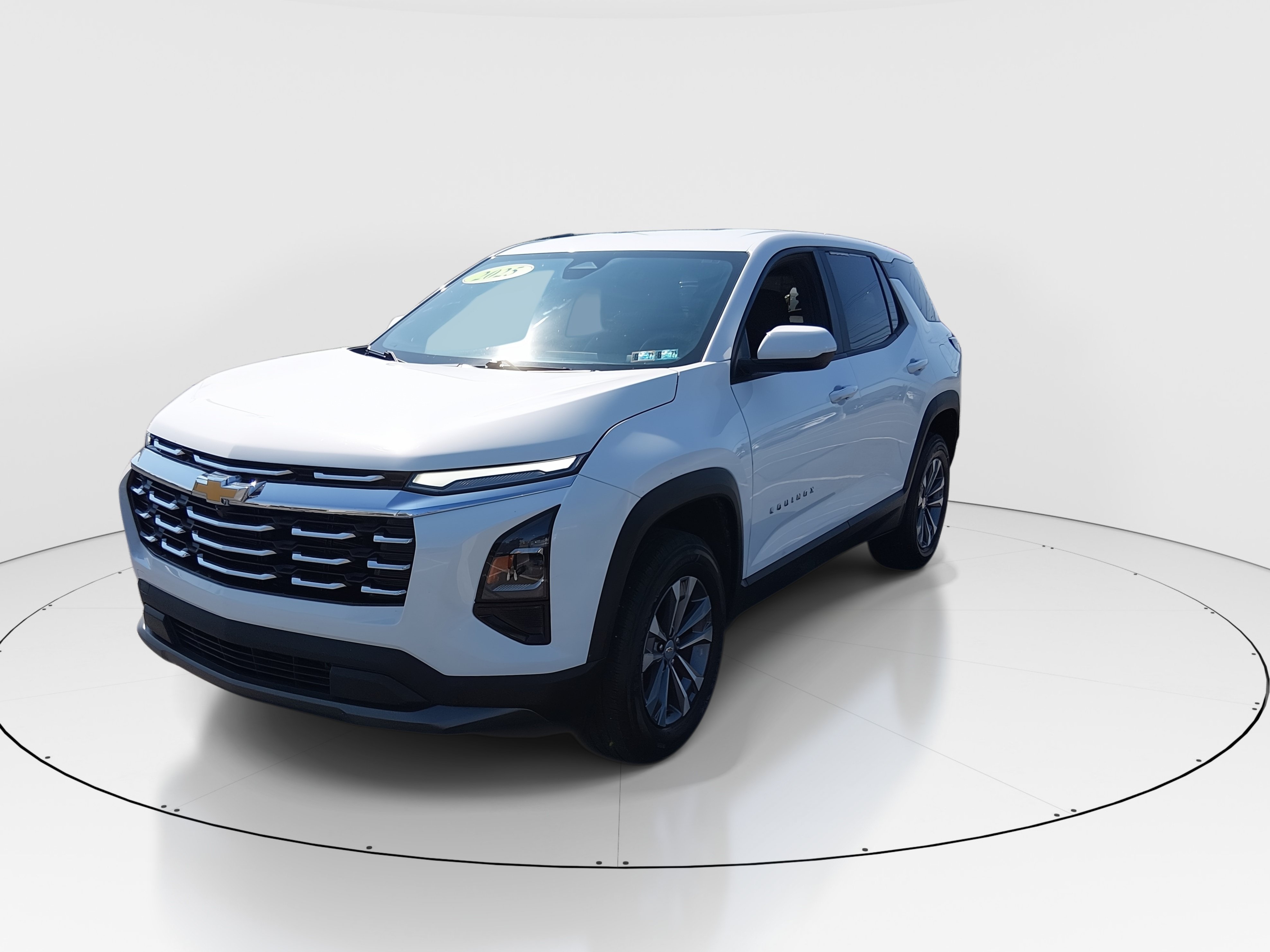2025 Chevrolet Equinox LT - Photo 3