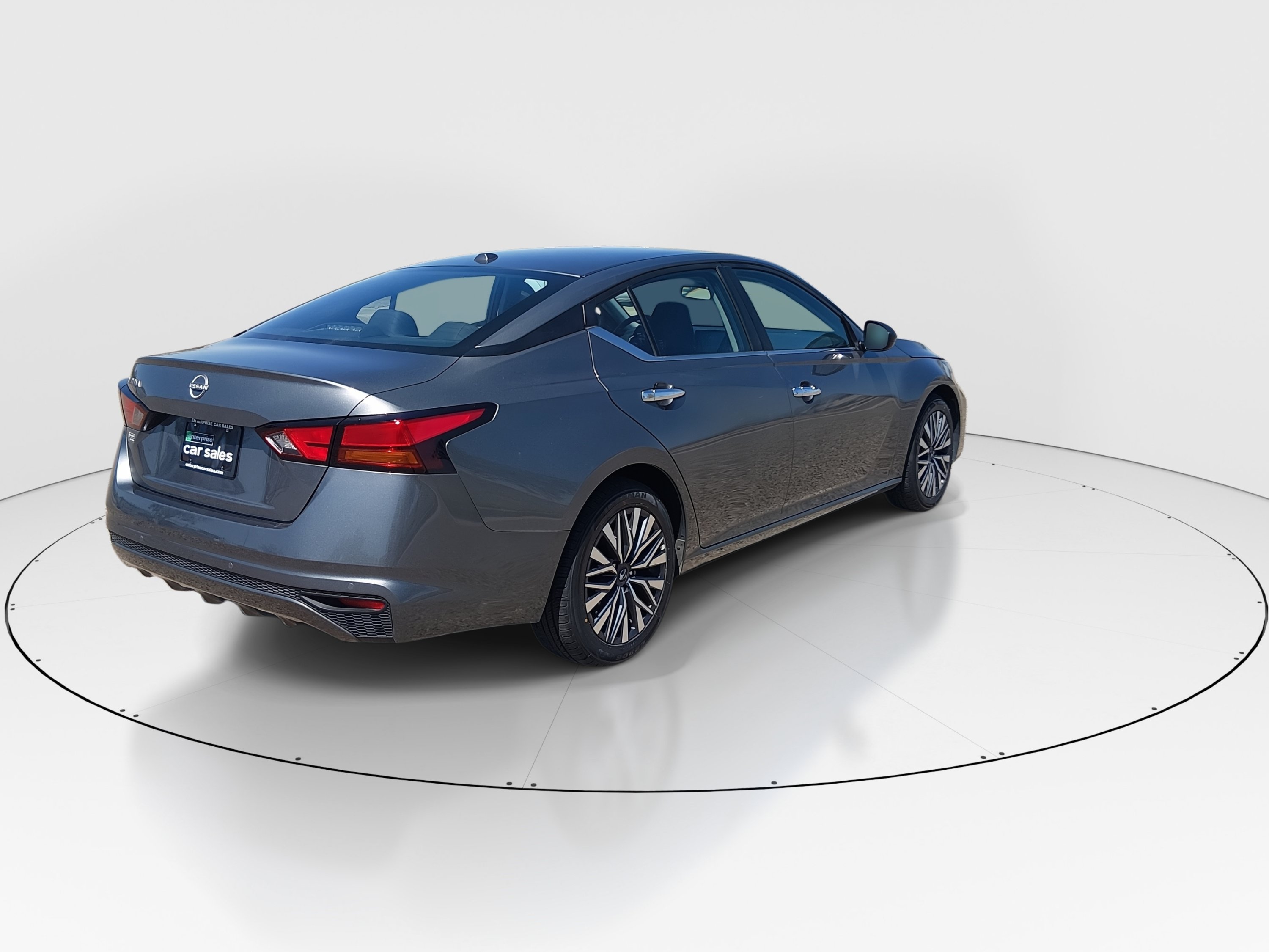 2025 Nissan Altima SV - Photo 7