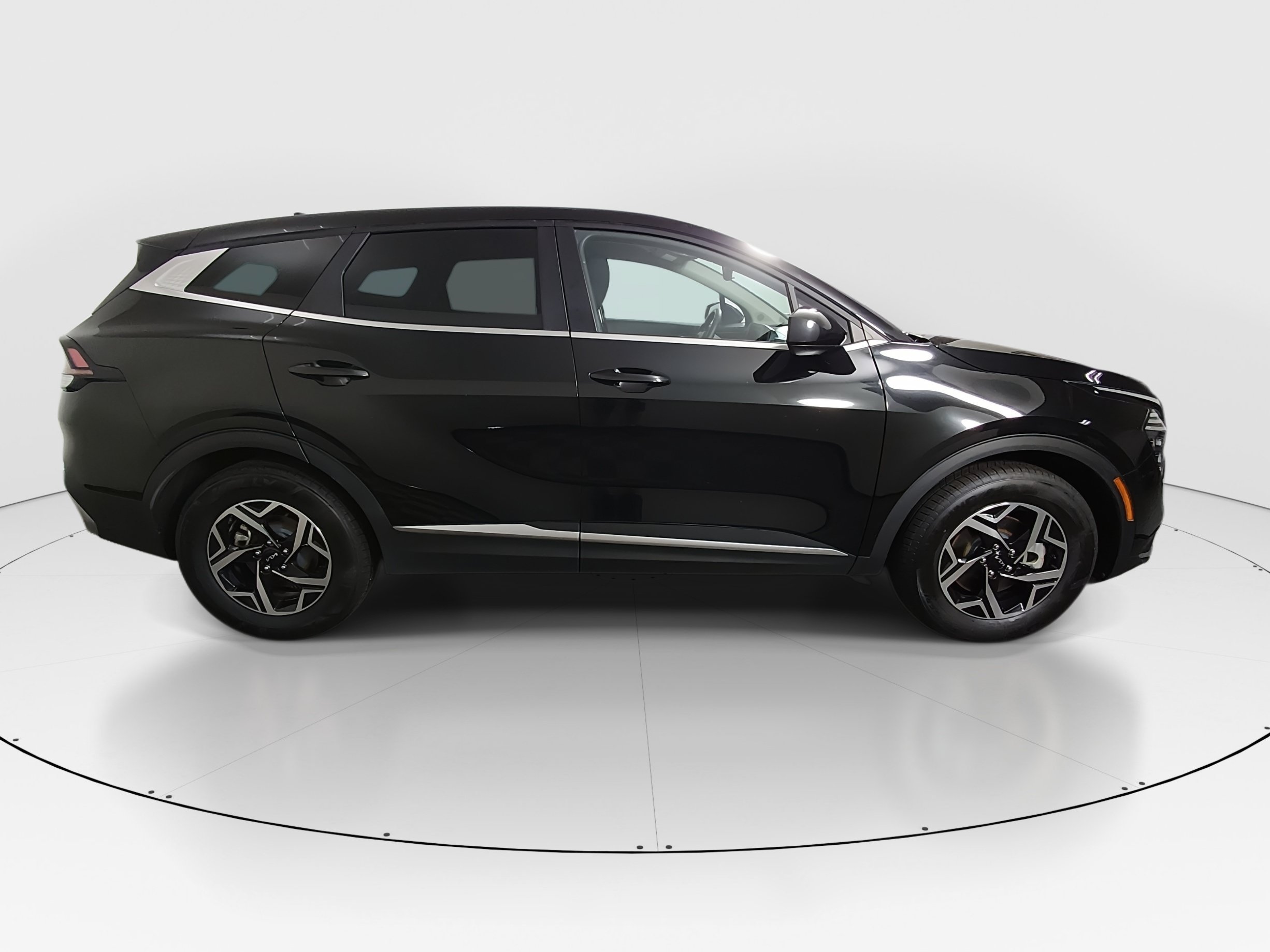 2024 Kia Sportage LX - Photo 8