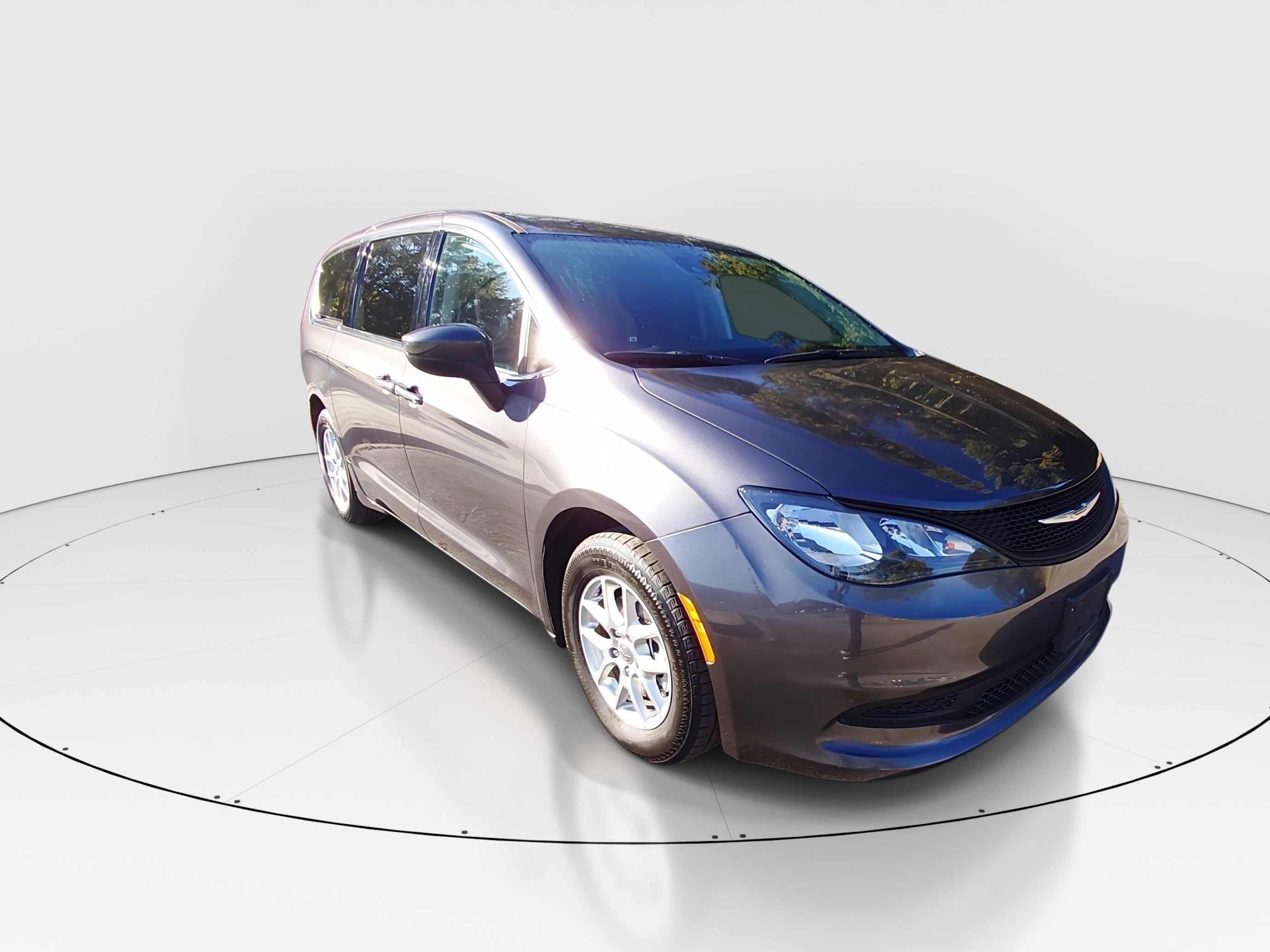2023 Chrysler Voyager
