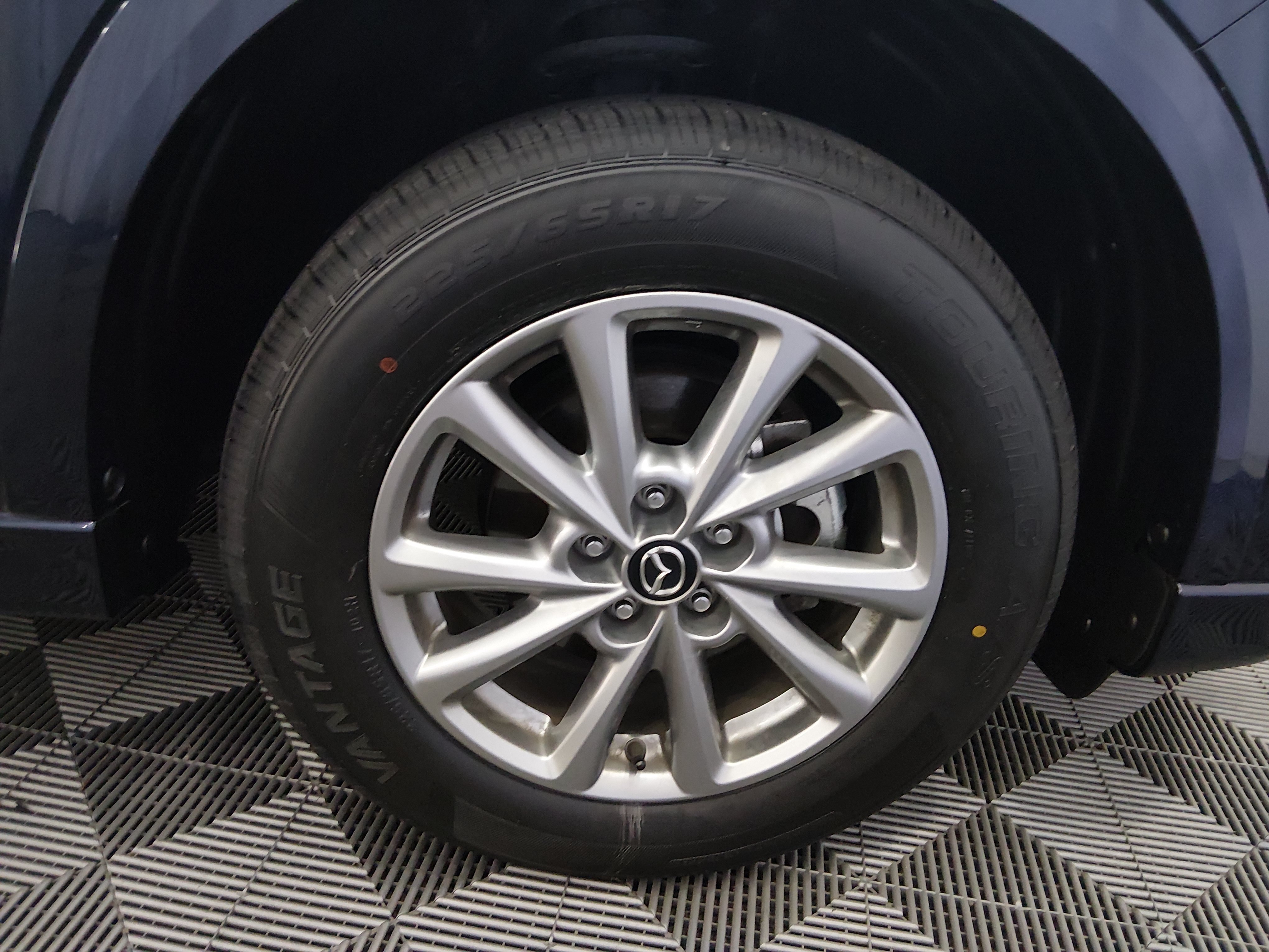 2025 Mazda CX-5 S Select Package - Photo 10