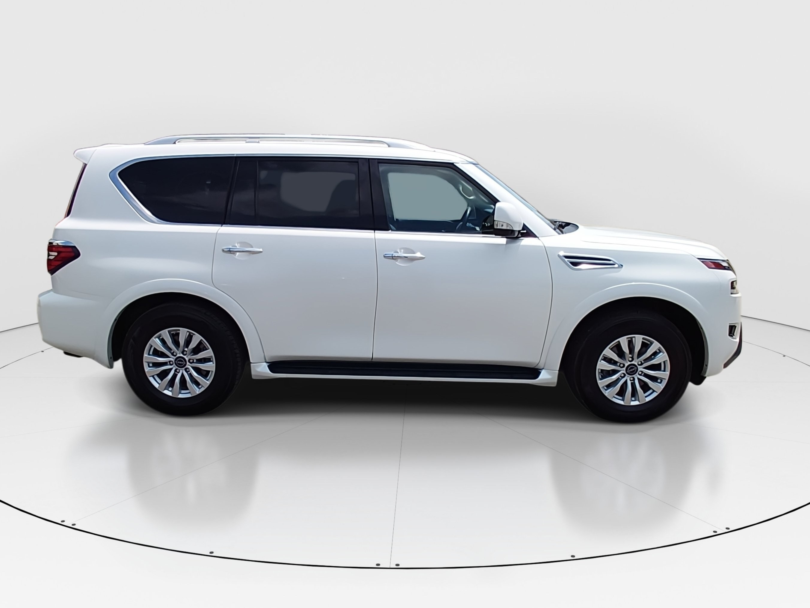 2024 Nissan Armada SV - Photo 8