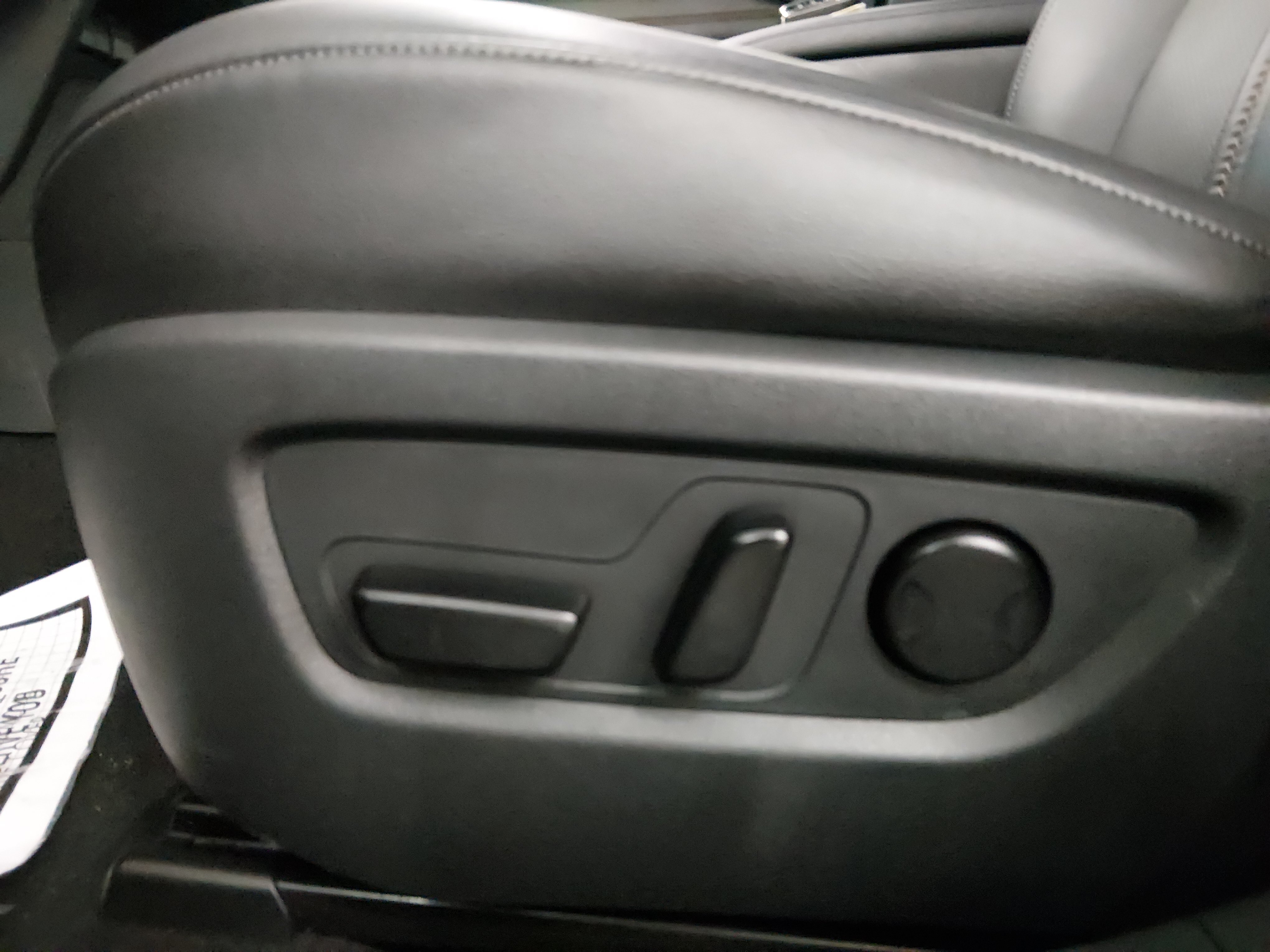 2025 Mazda CX-50 Premium Plus - Photo 18