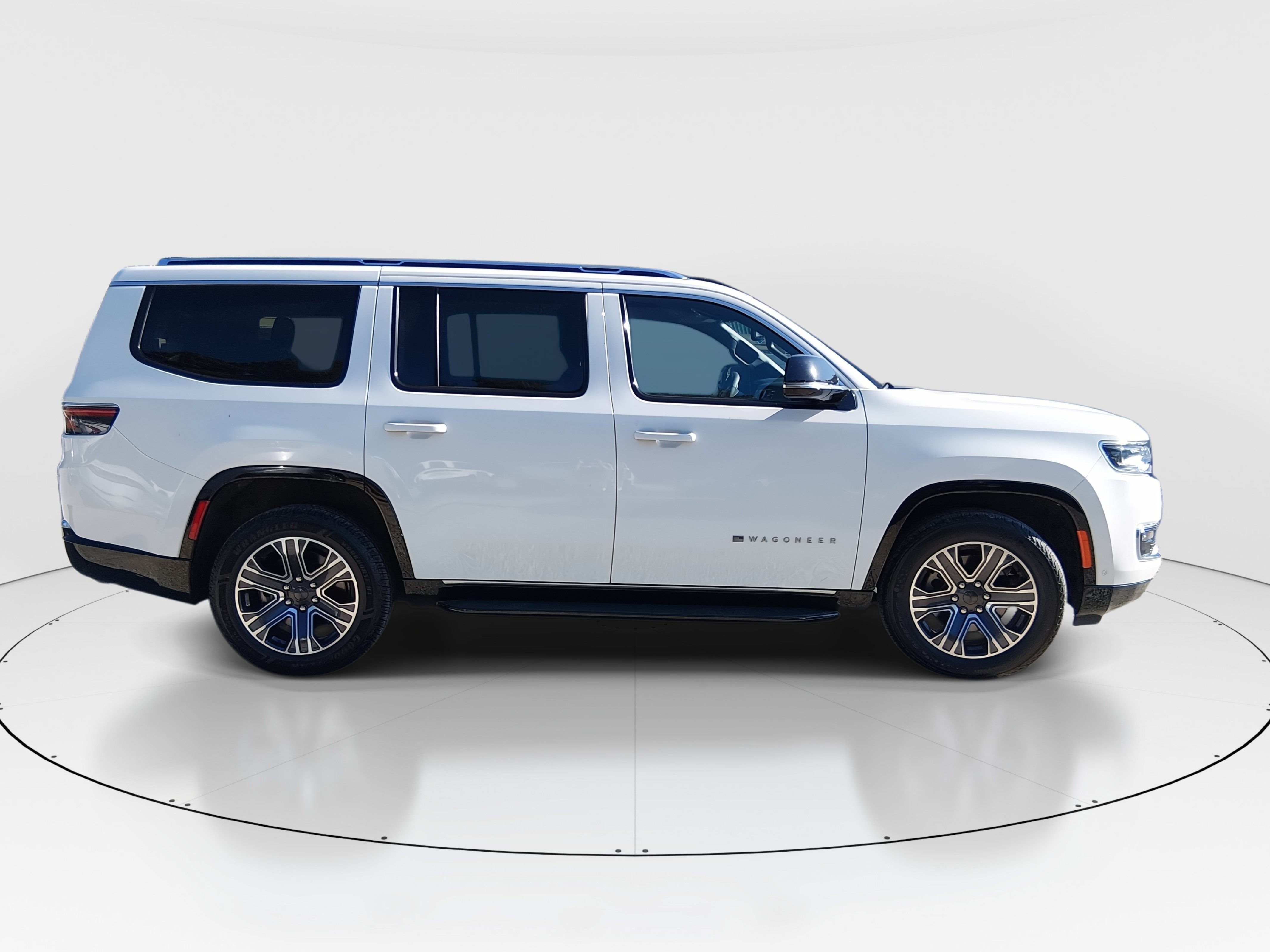 2024 Jeep Wagoneer Series II - Photo 8
