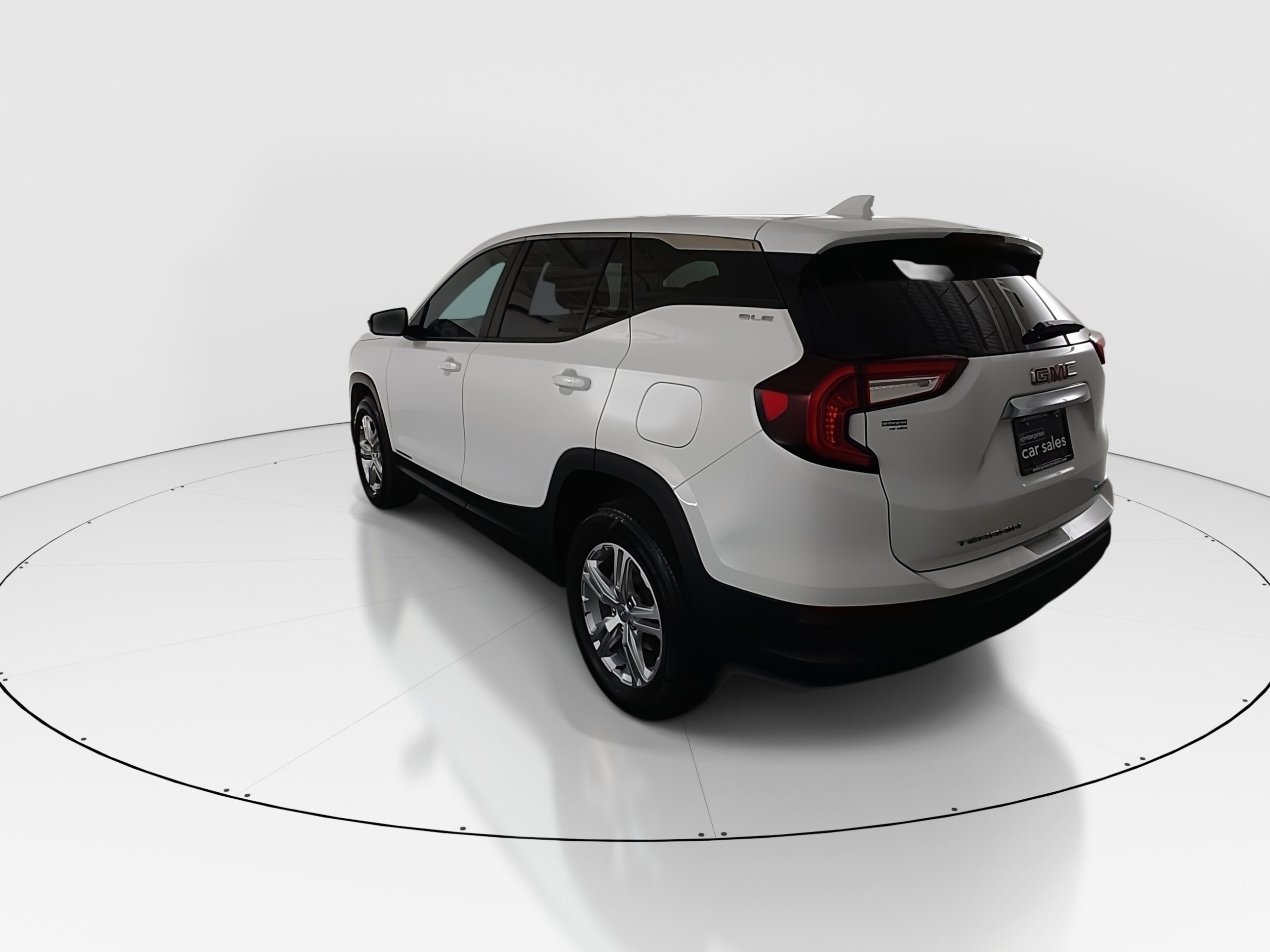 2024 GMC Terrain SLE - Photo 5