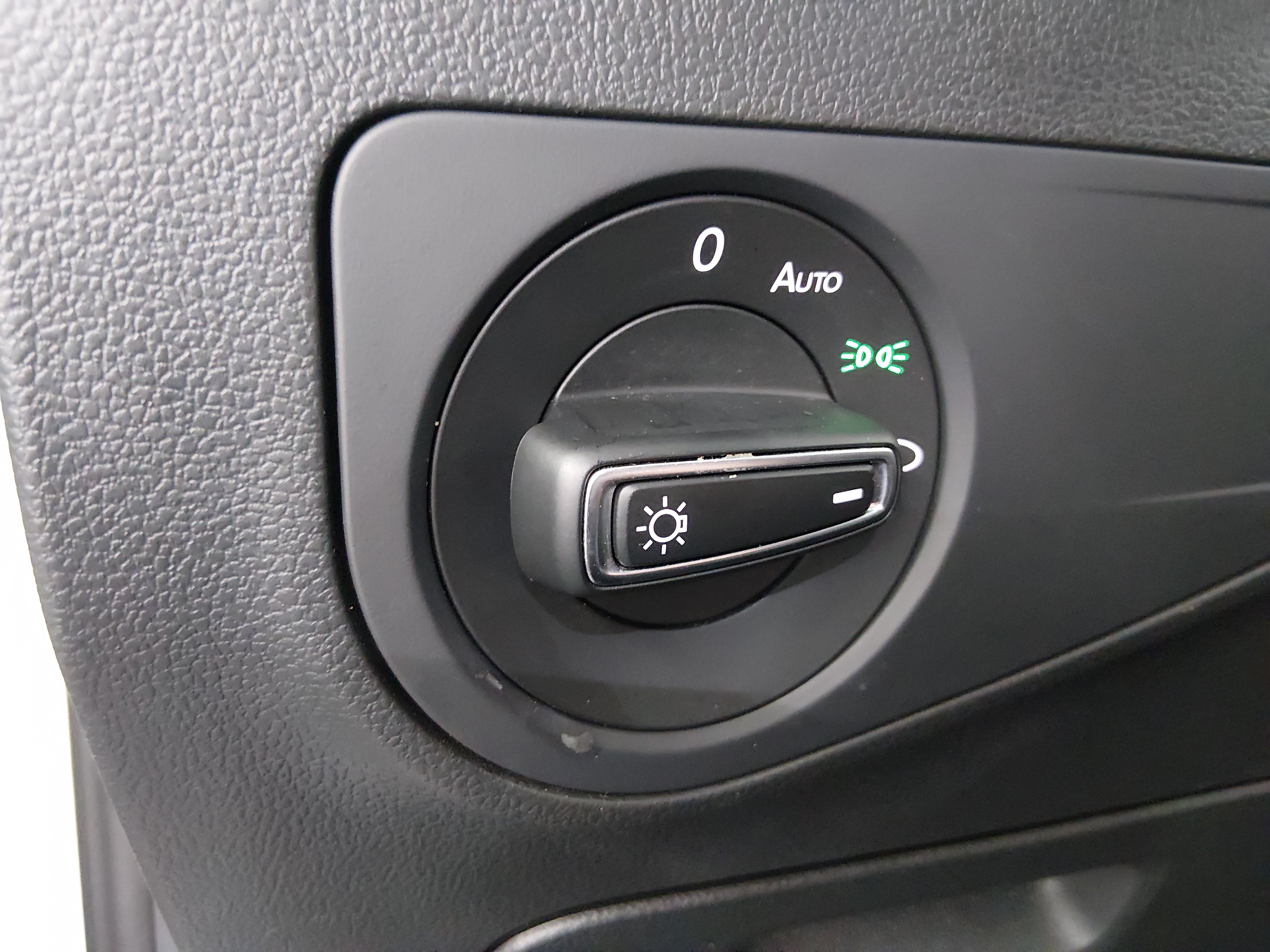 2024 Volkswagen Tiguan Wolfsburg Edition - Photo 13