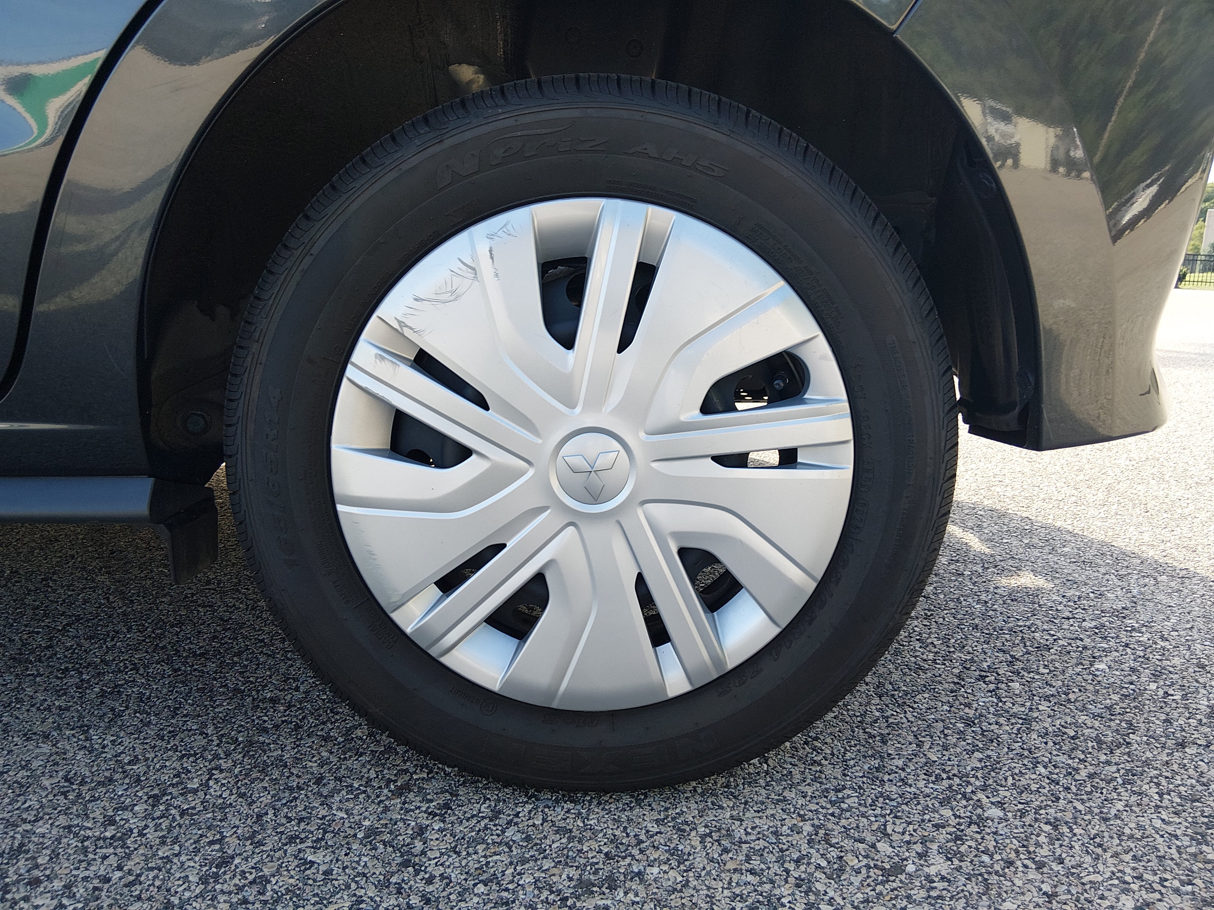 2024 Mitsubishi Mirage ES - Photo 10