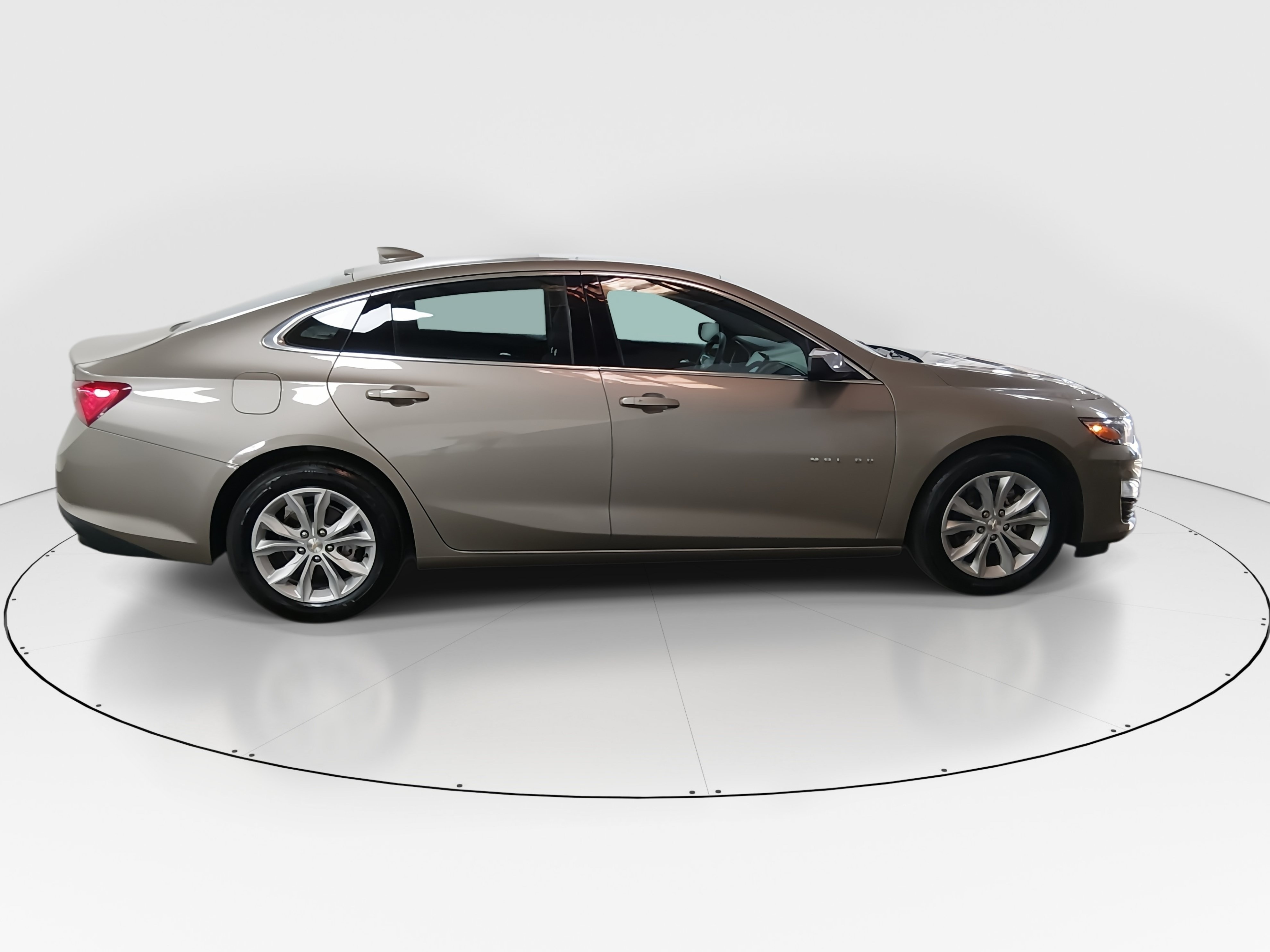 2024 Chevrolet Malibu 1LT - Photo 8