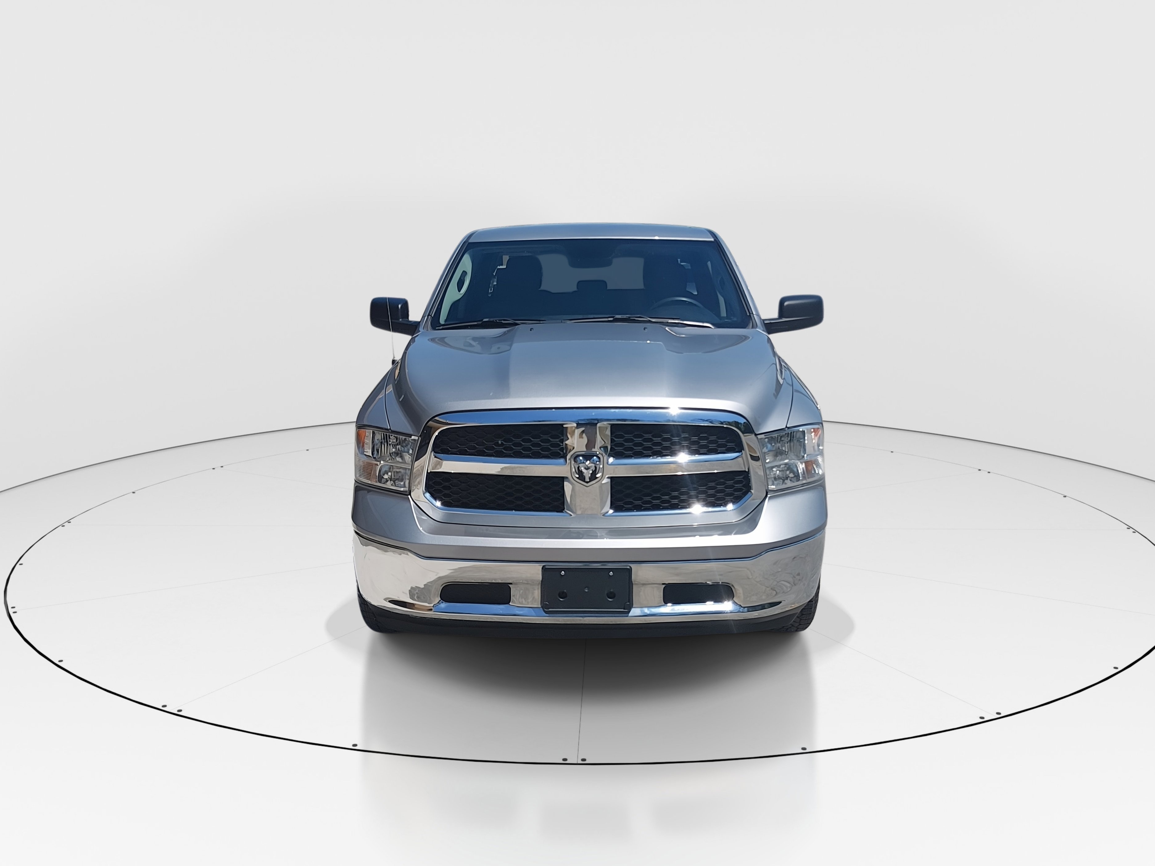 2024 RAM Ram 1500 Classic SLT - Photo 2