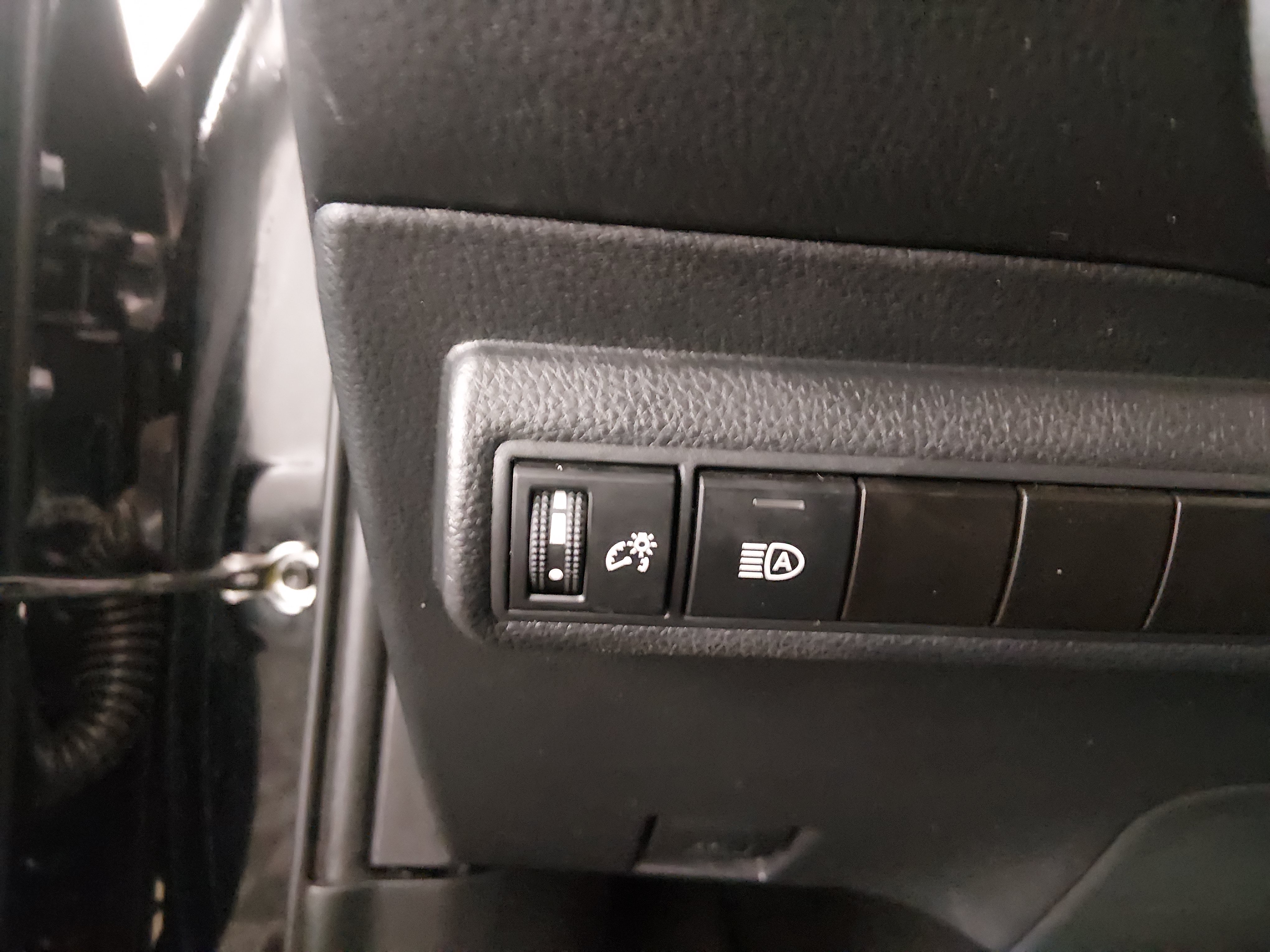 2024 Toyota Corolla LE - Photo 13