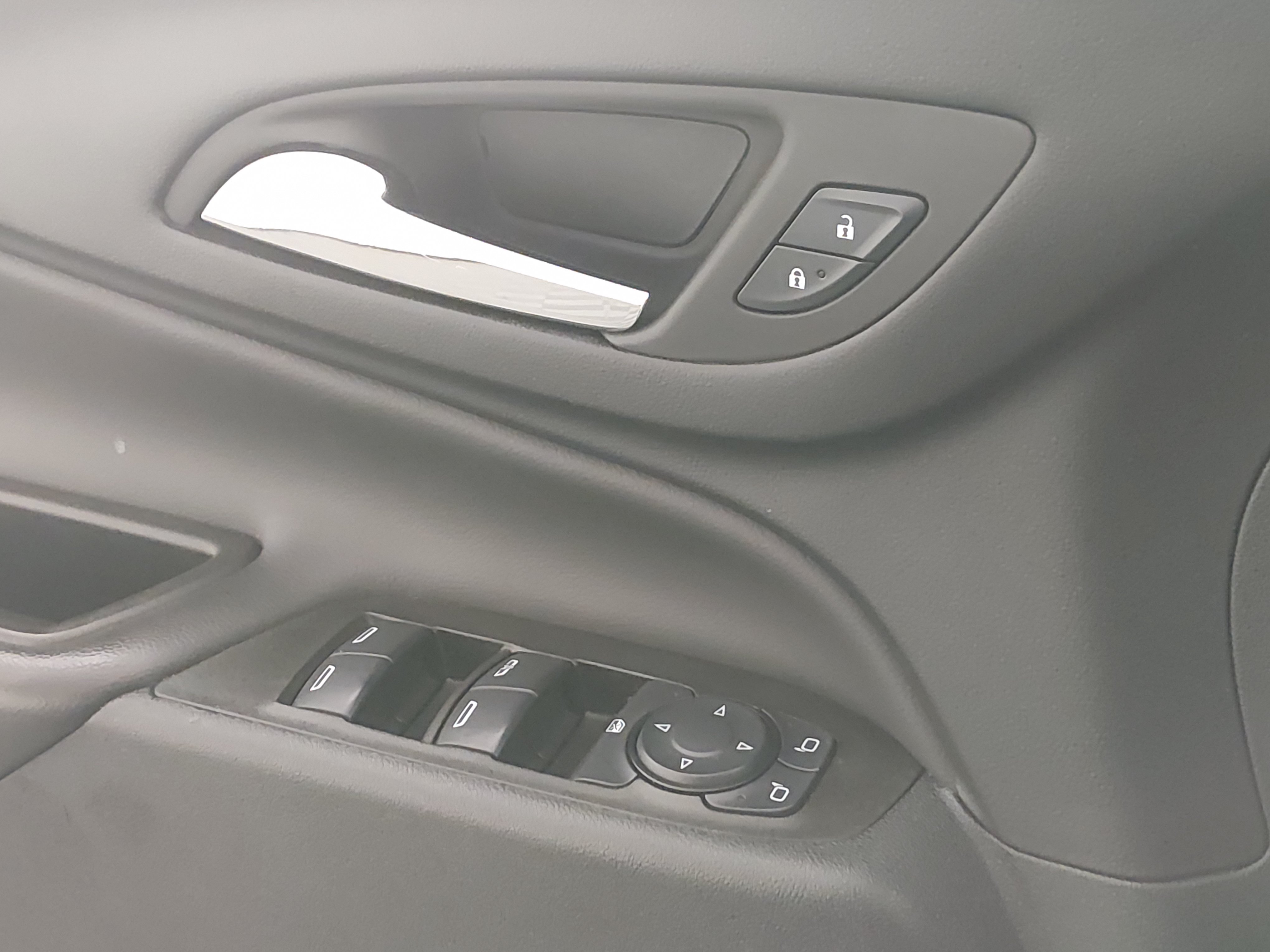 2024 Chevrolet Equinox LT | CarEdge