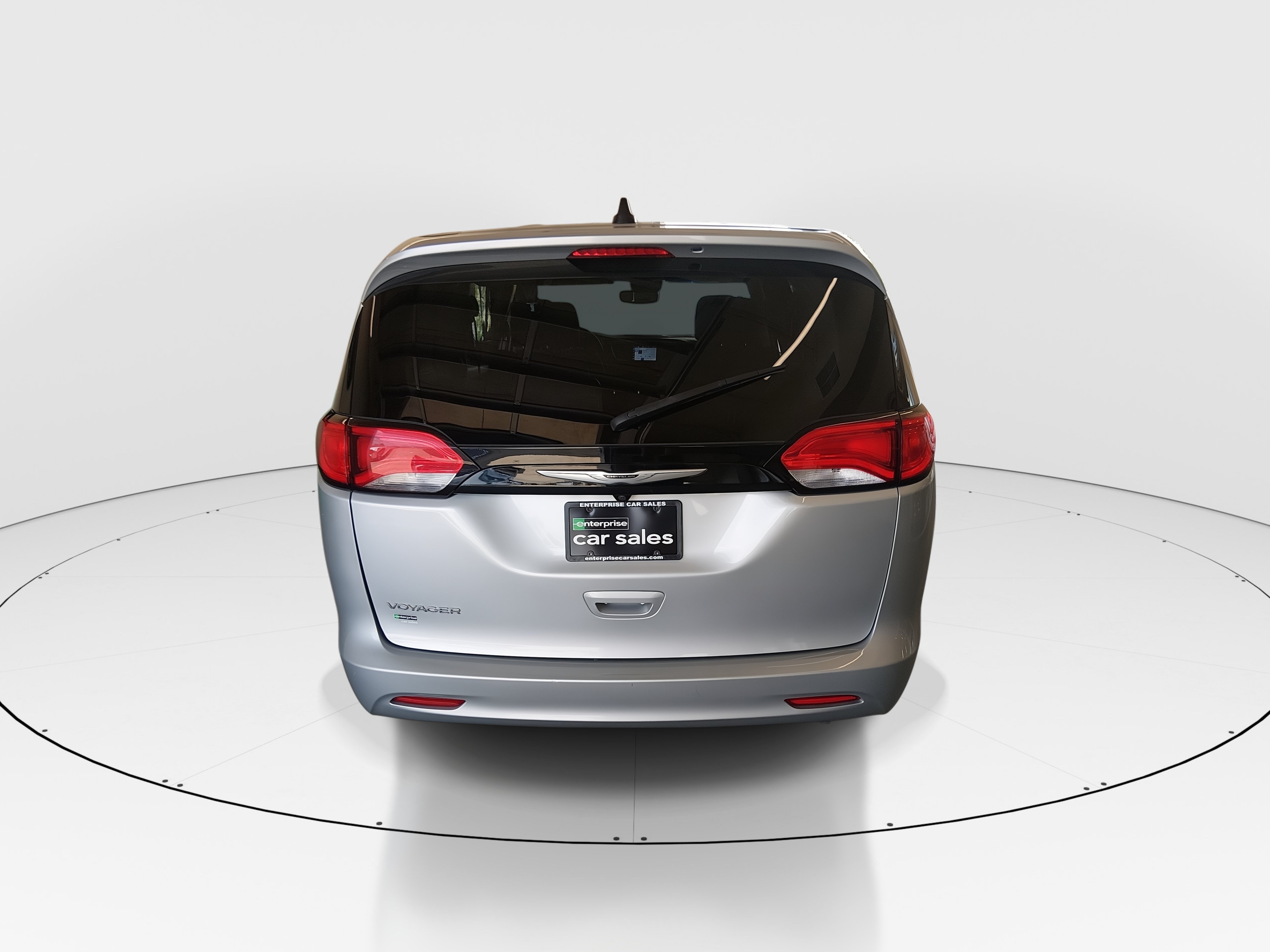 2023 Chrysler Voyager LX - Photo 6