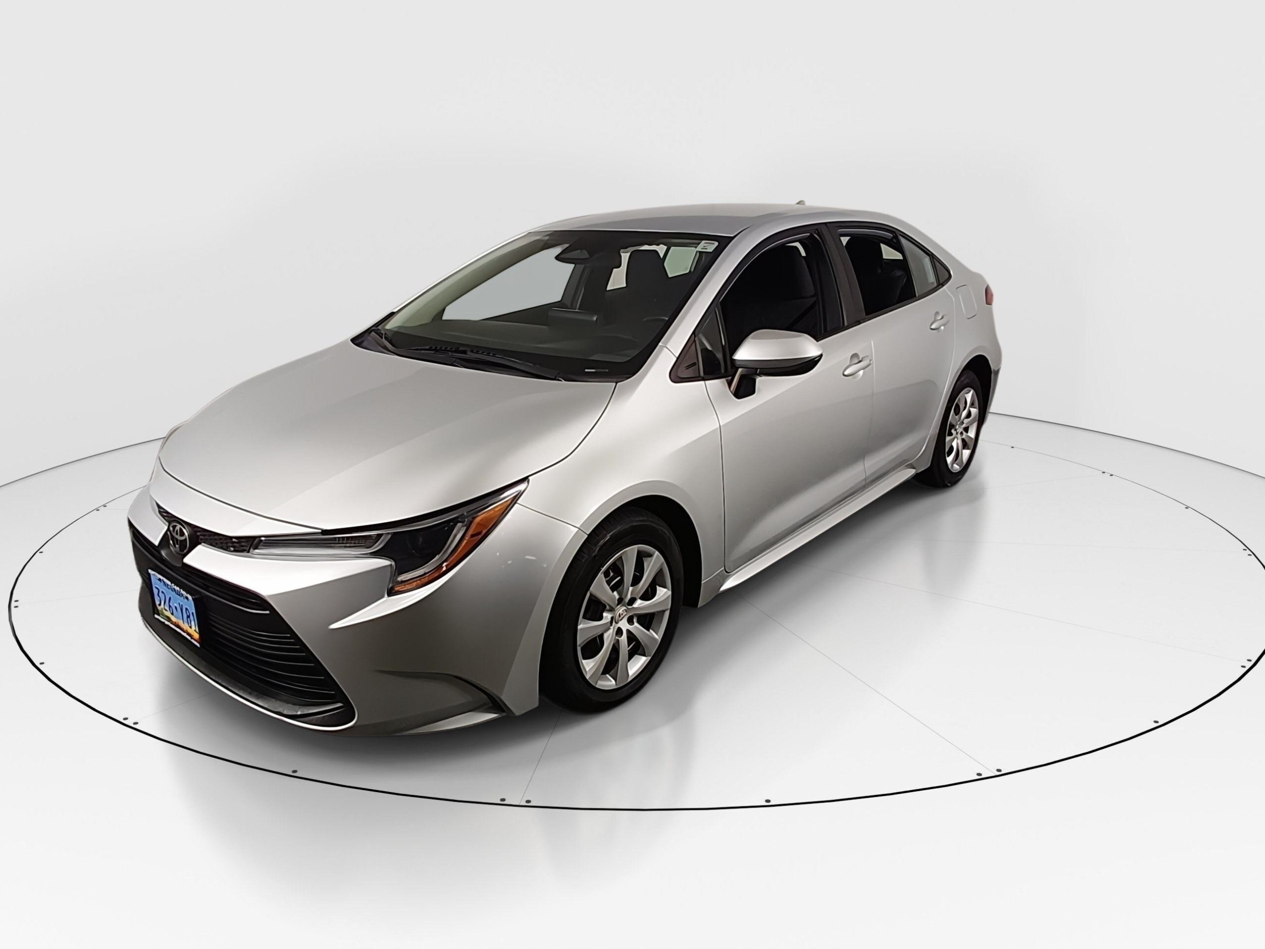 2023 Toyota Corolla LE - Photo 3