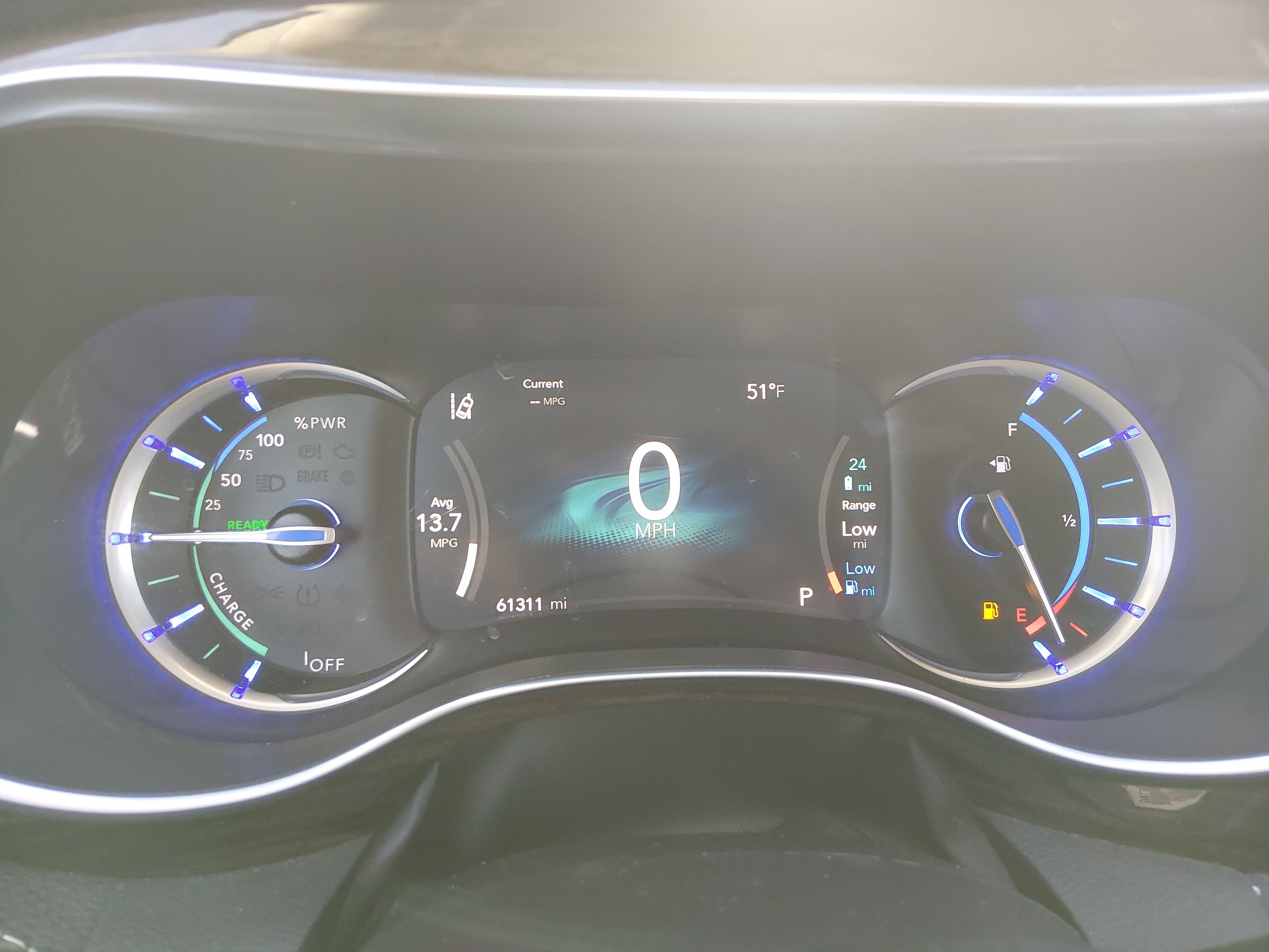 2023 Chrysler Pacifica Hybrid Limited - Photo 14