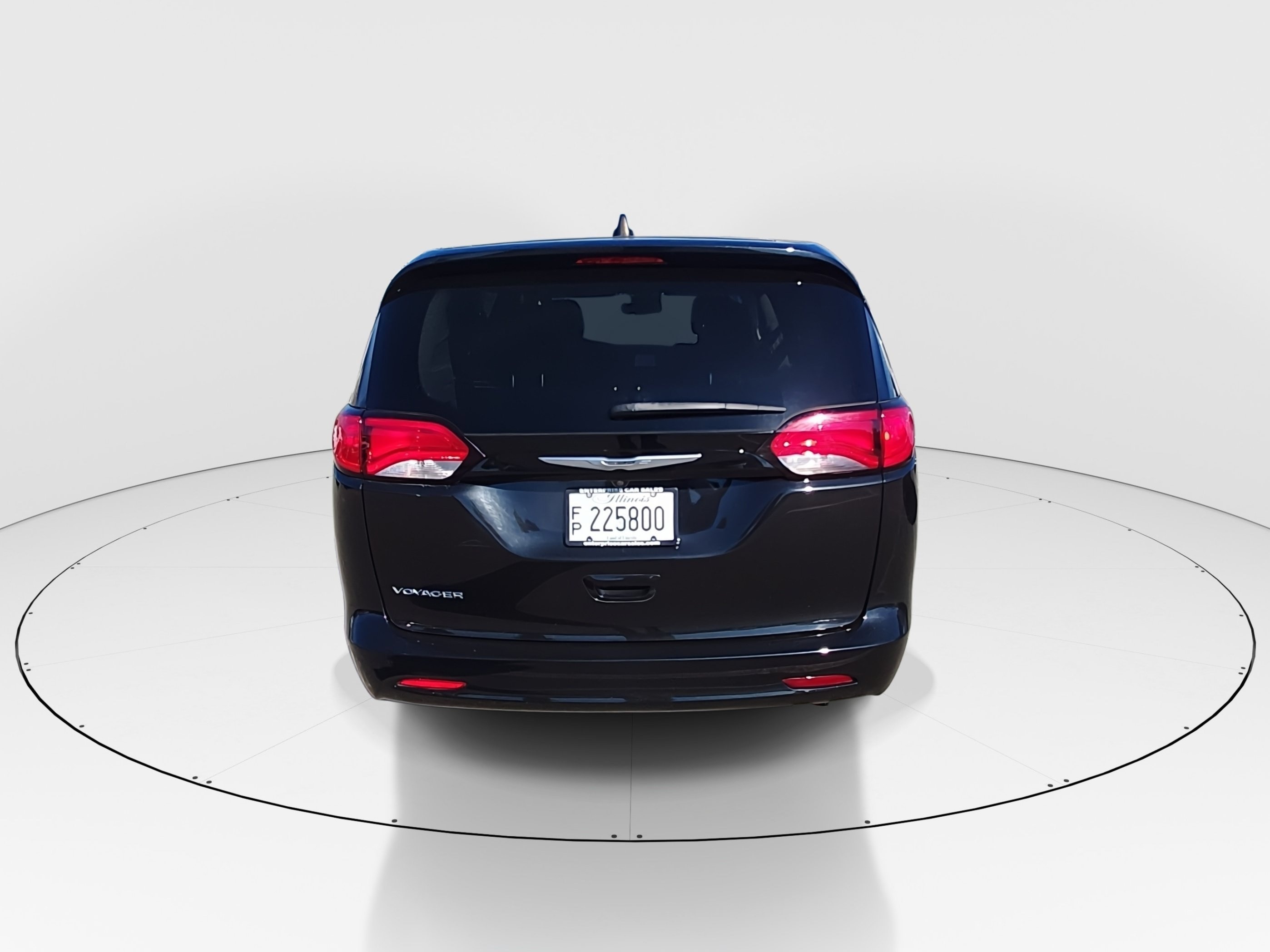 2023 Chrysler Voyager LX - Photo 6