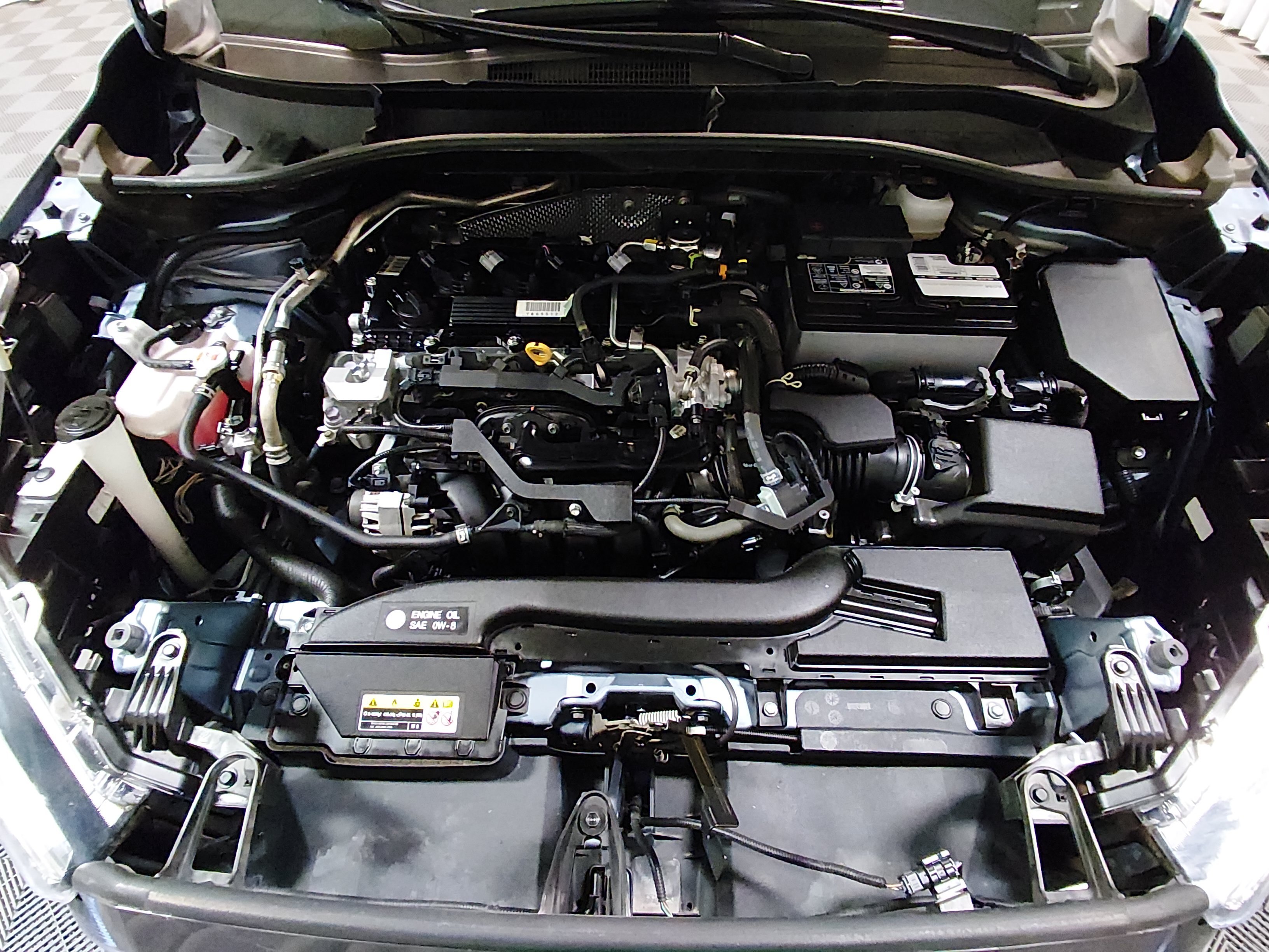 2024 Toyota Corolla Cross XLE - Photo 9