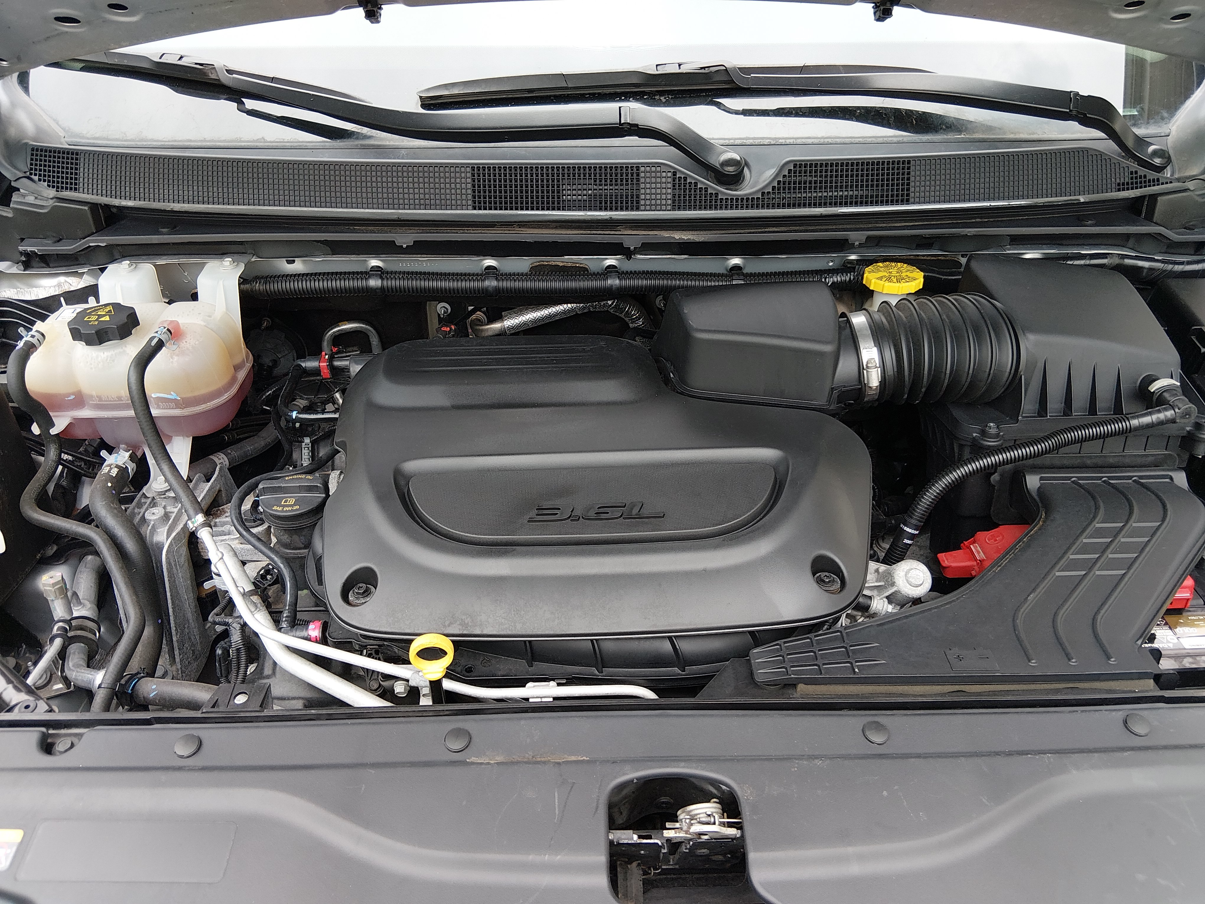 2023 Chrysler Voyager LX - Photo 9
