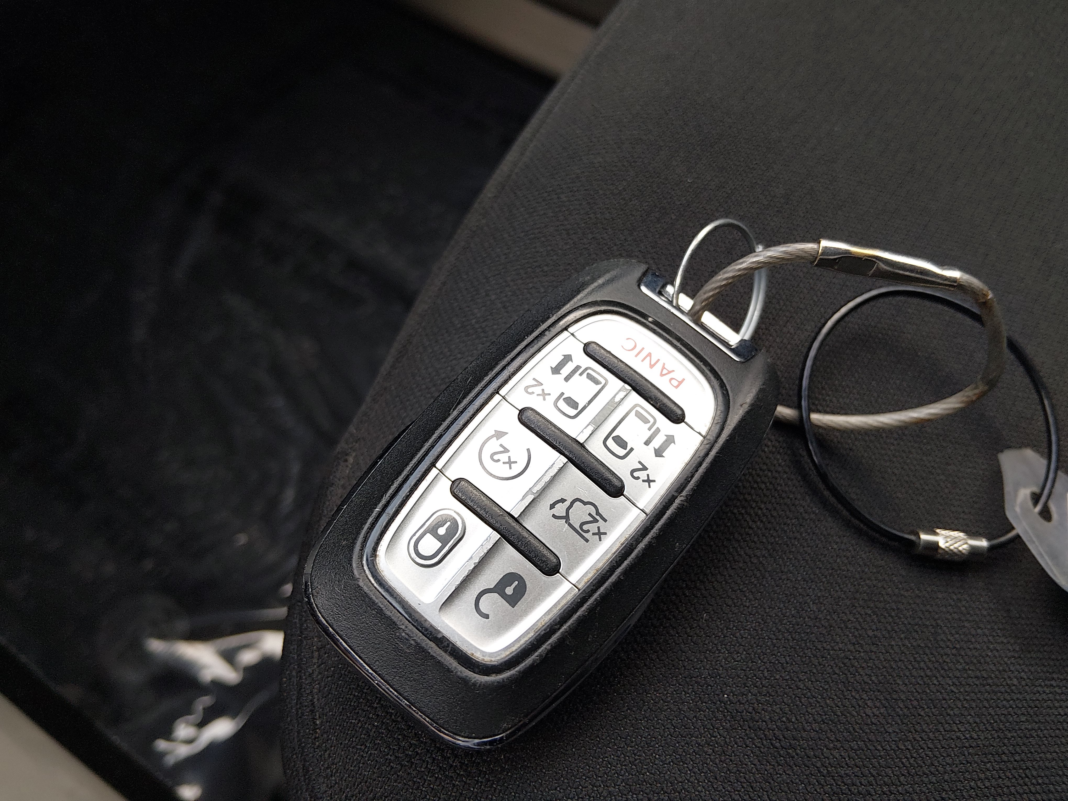 2024 Chrysler Voyager LX - Photo 15
