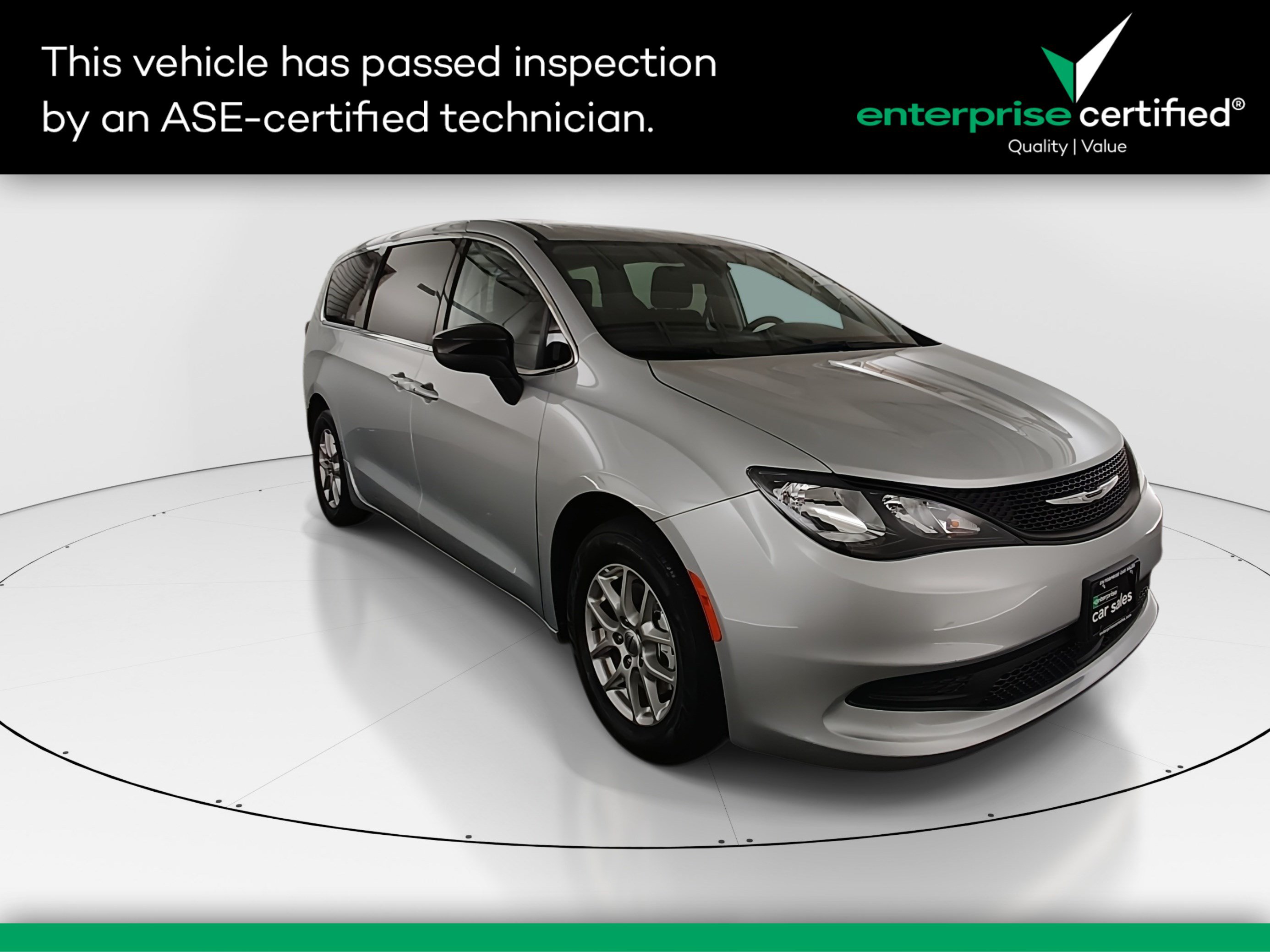 2024 Chrysler Voyager
