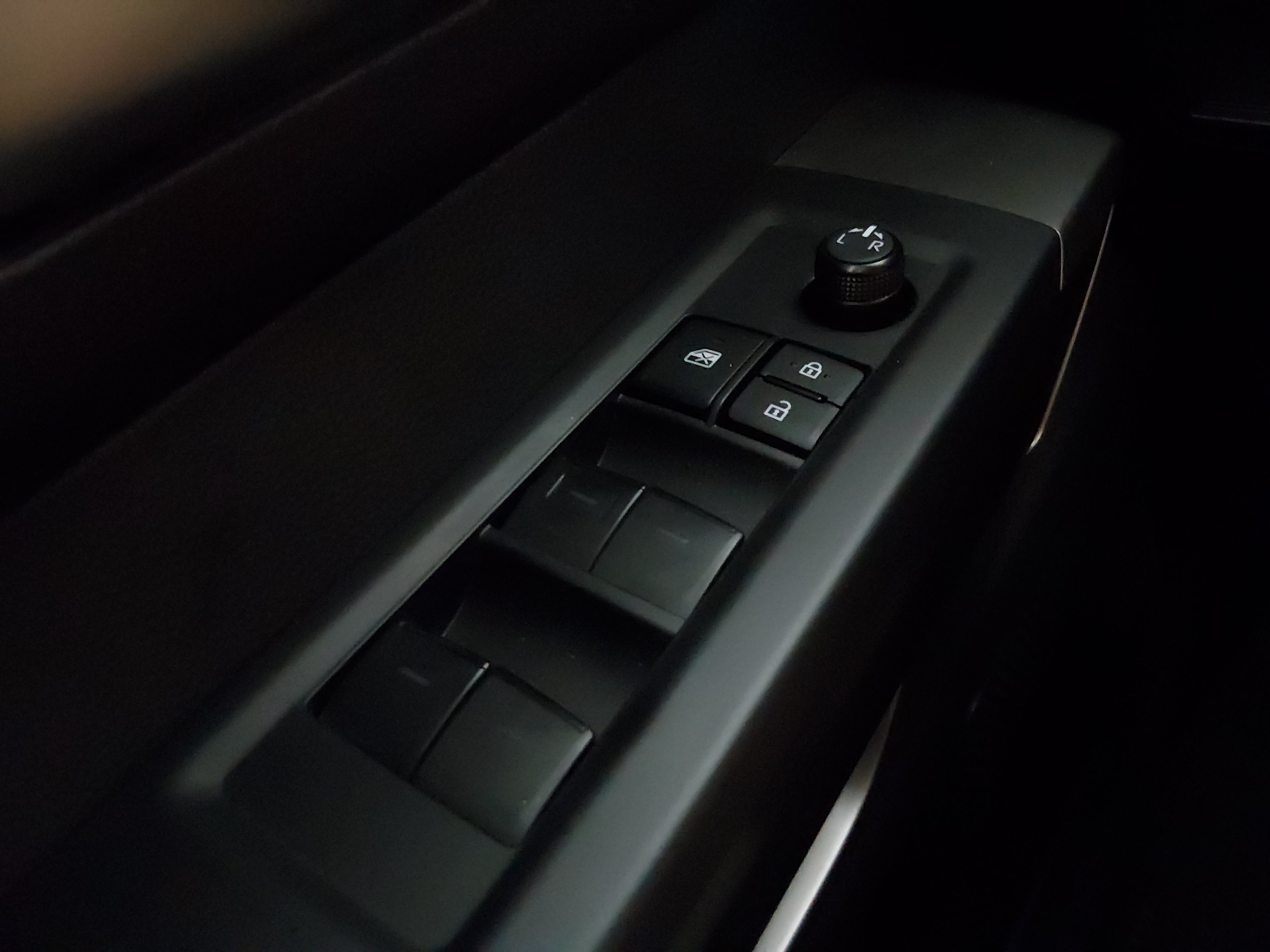 2025 Toyota Tundra SR5 - Photo 22