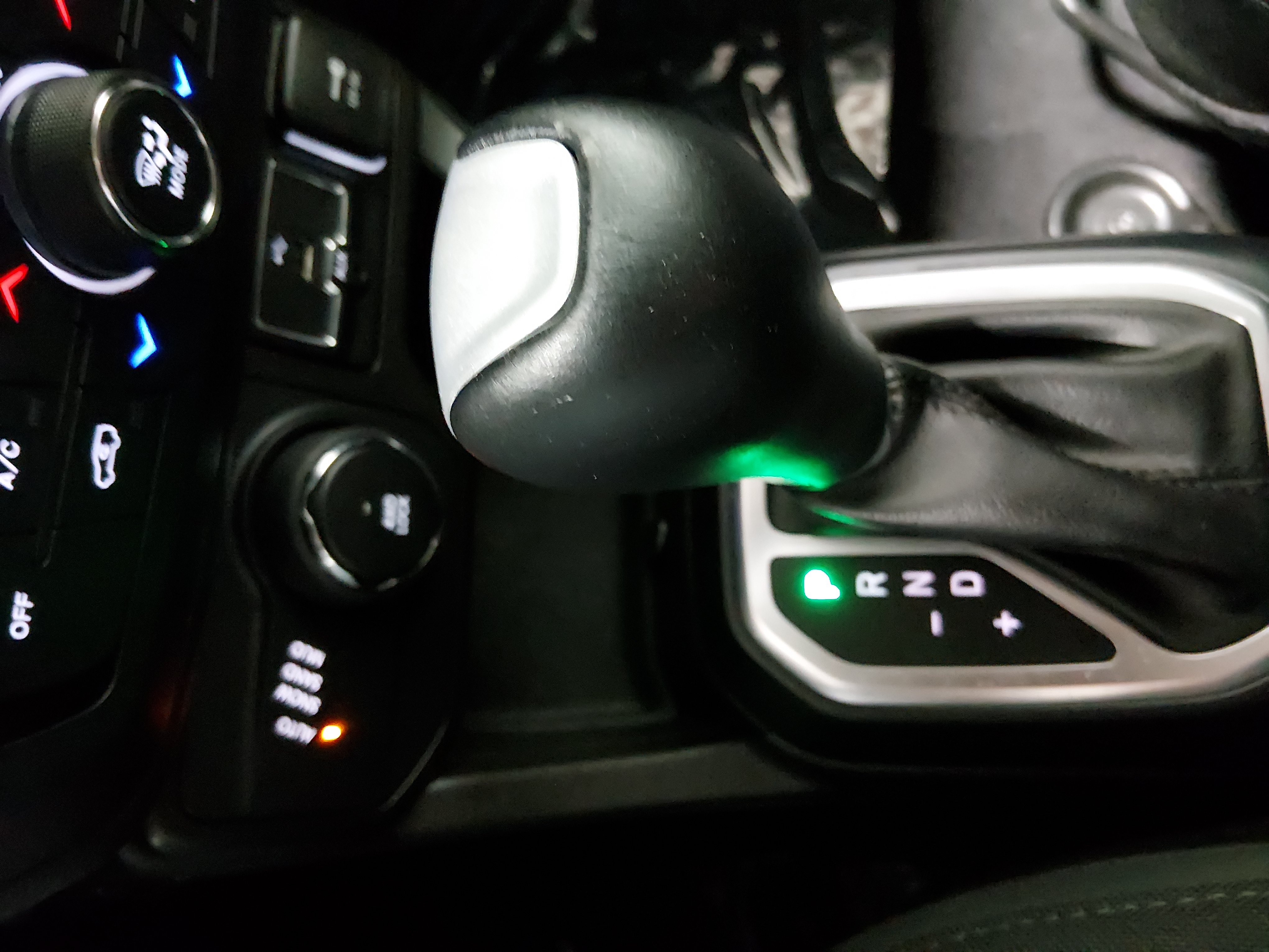 2023 Jeep Renegade Upland - Photo 13