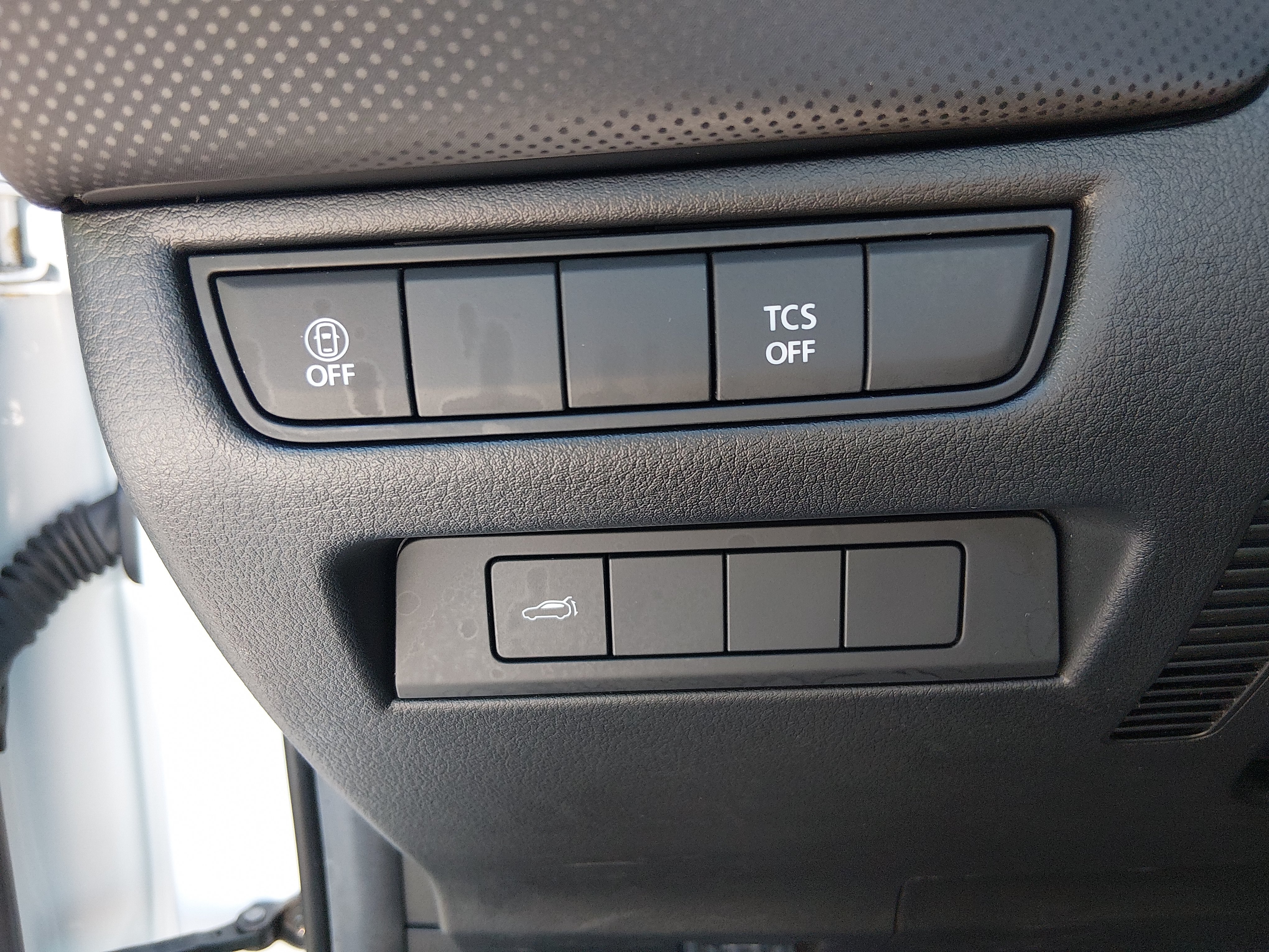 2025 Mazda CX-50 Preferred - Photo 13