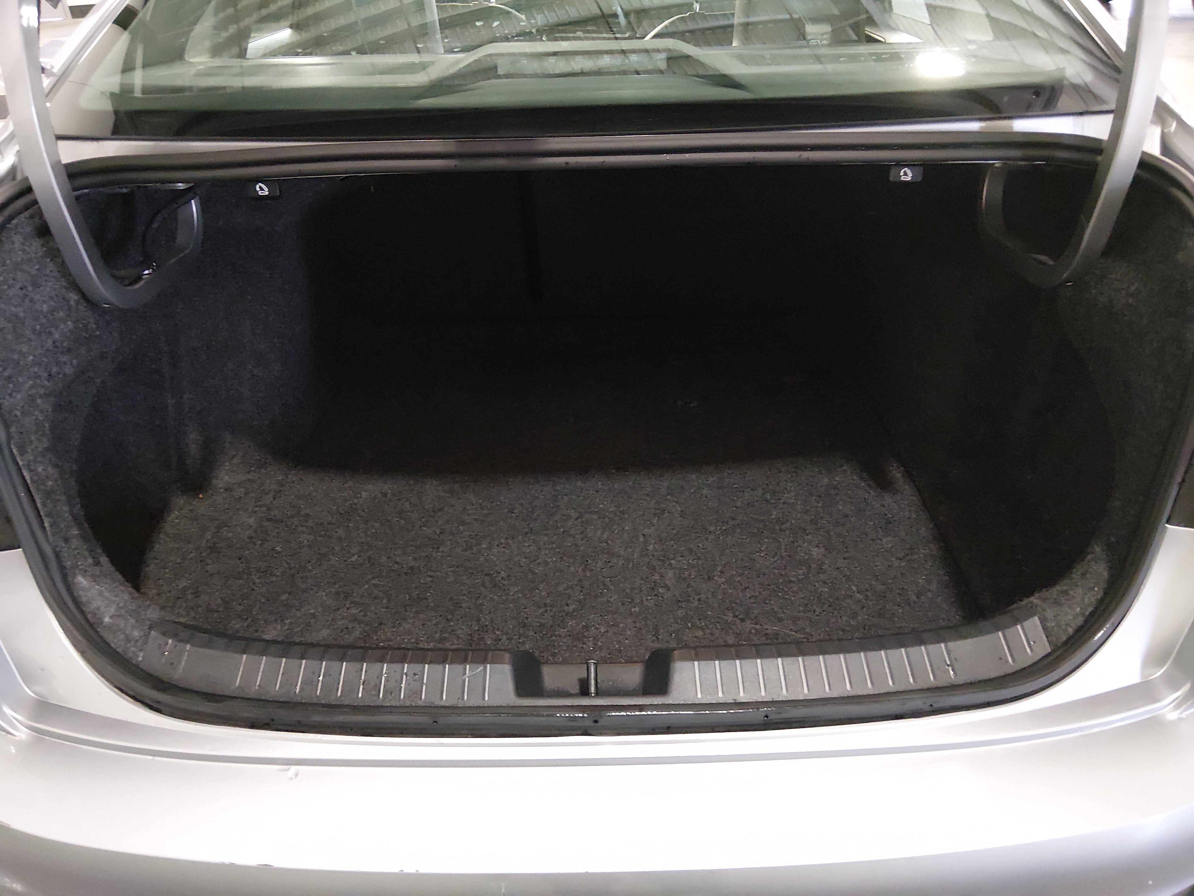 2024 Volkswagen Jetta SE - Photo 11