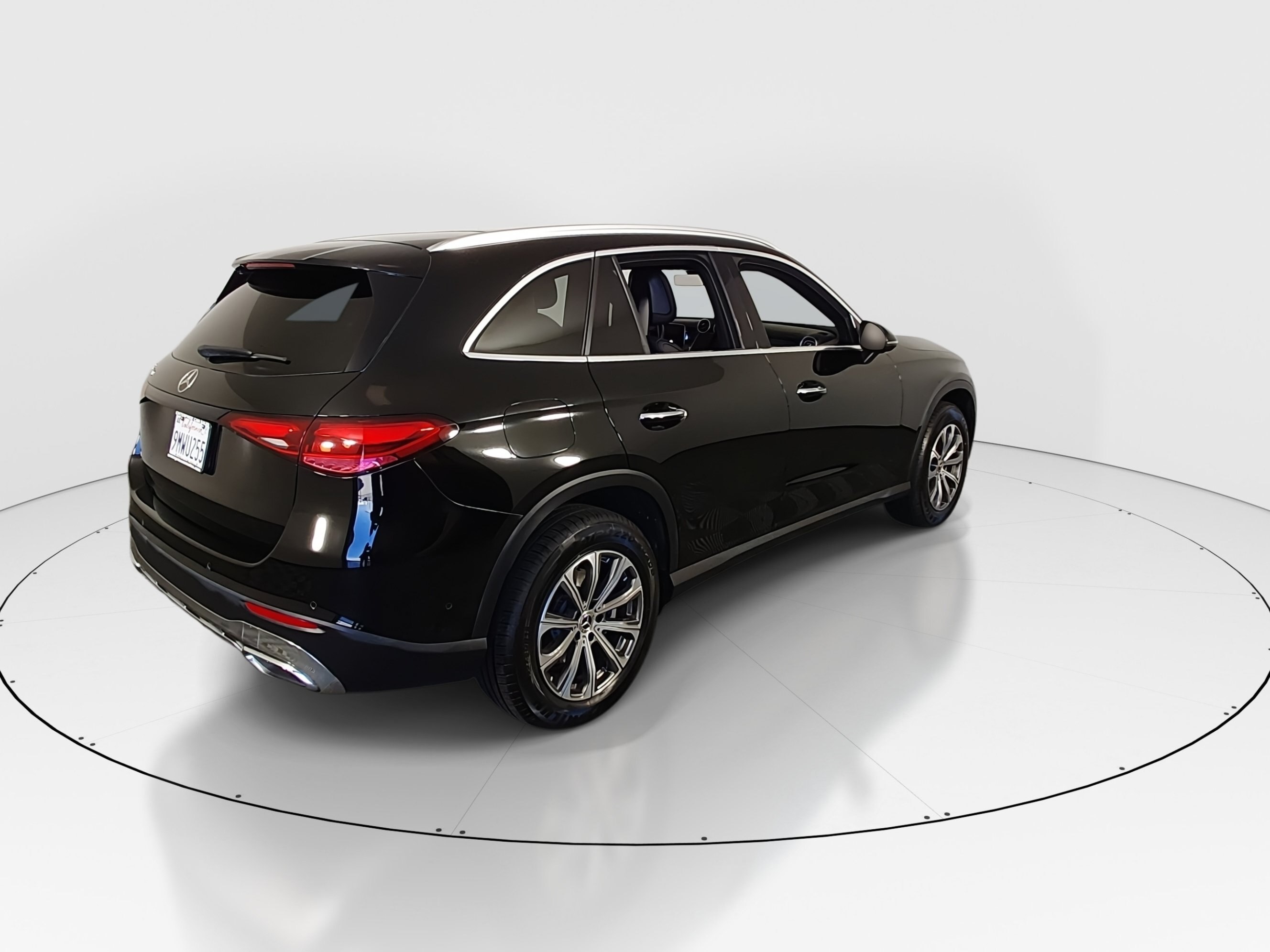 2024 Mercedes-Benz GLC GLC300 - Photo 7